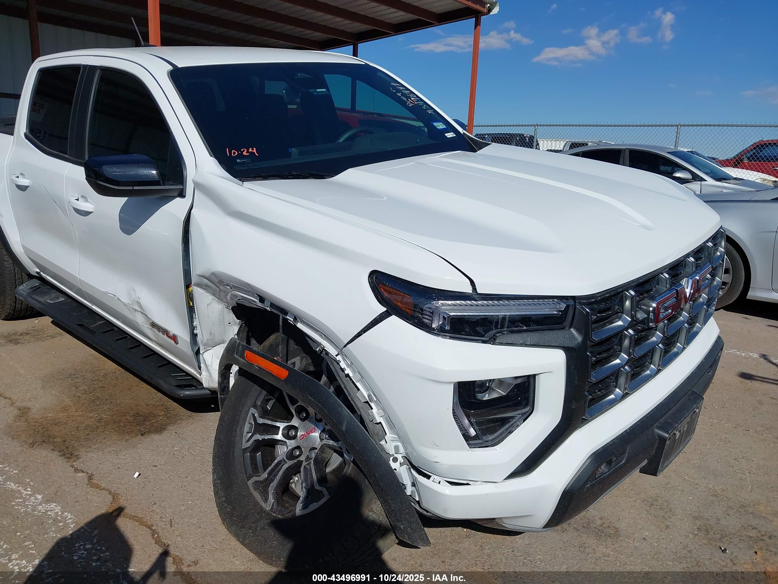 GMC CANYON image 6