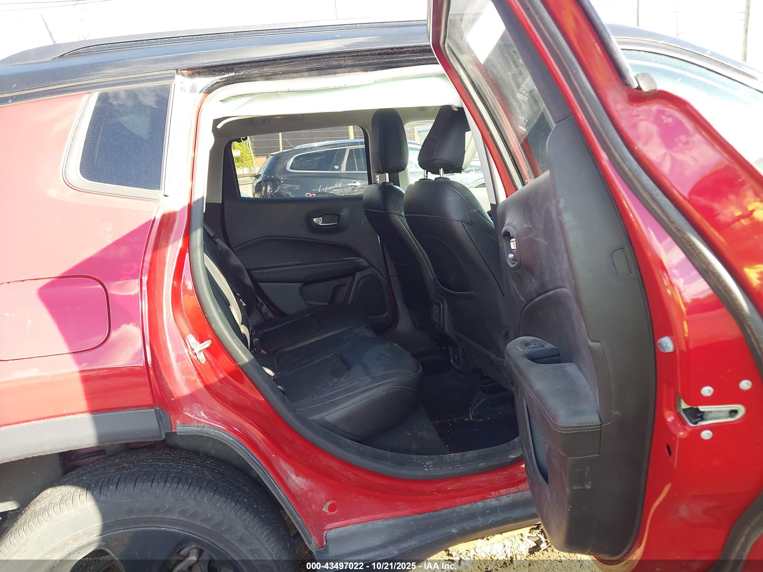 JEEP COMPASS image 8