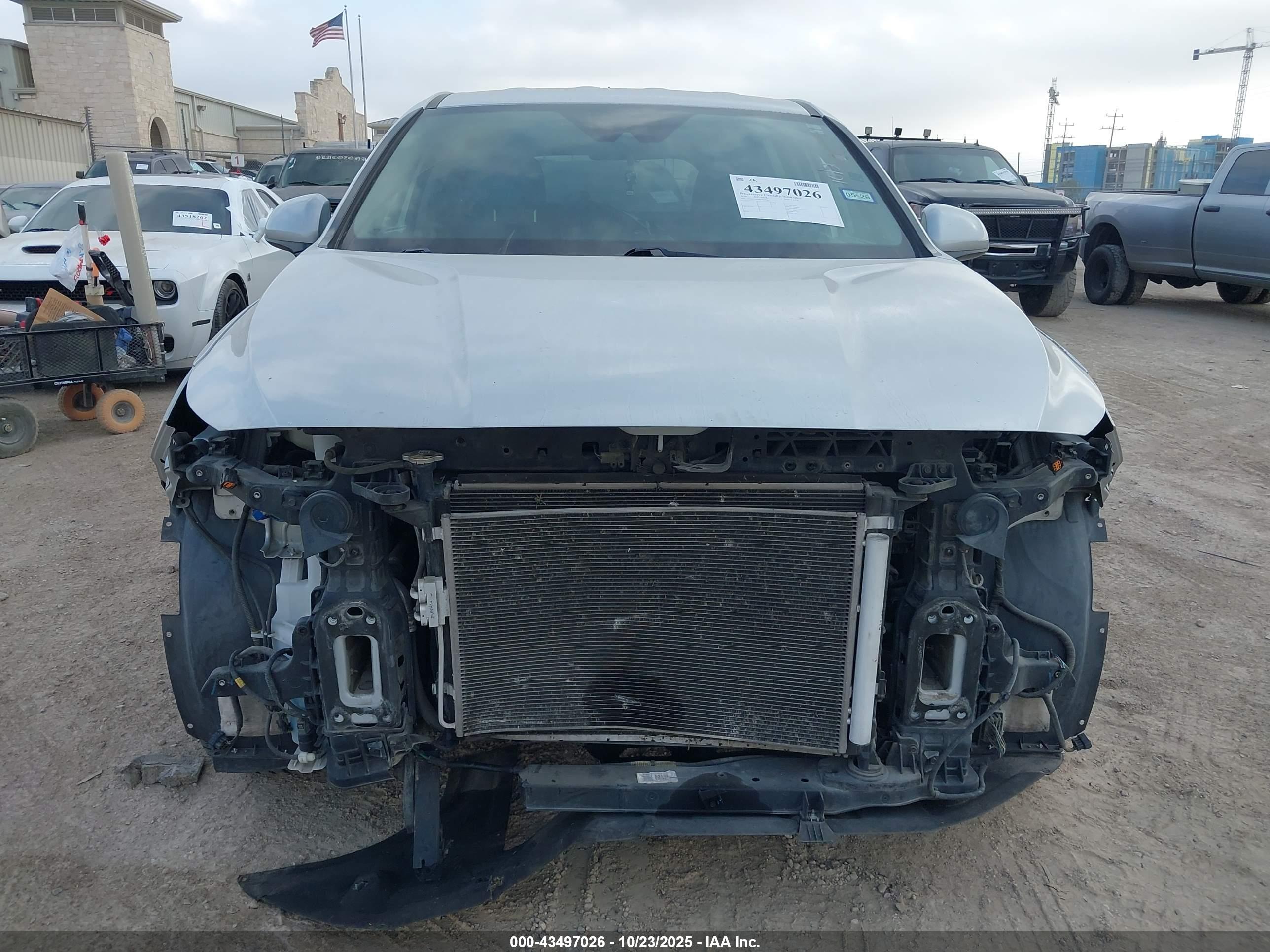HYUNDAI SANTA image 6