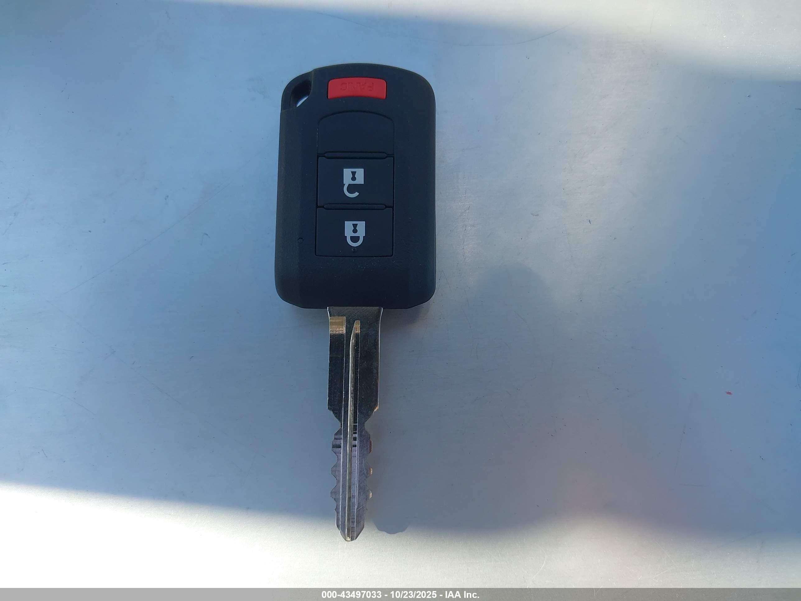 MITSUBISHI MIRAGE image 11