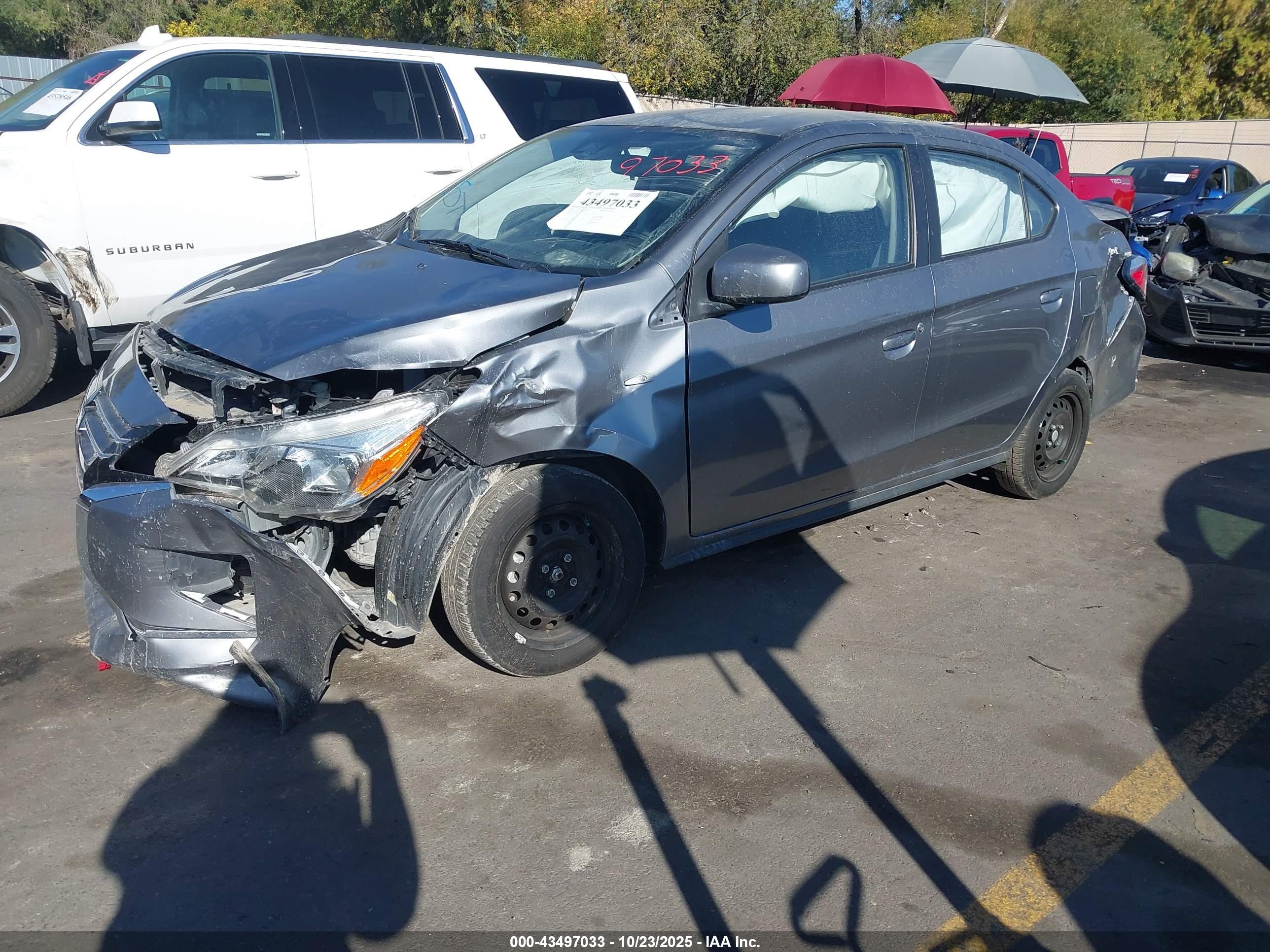 MITSUBISHI MIRAGE image 2