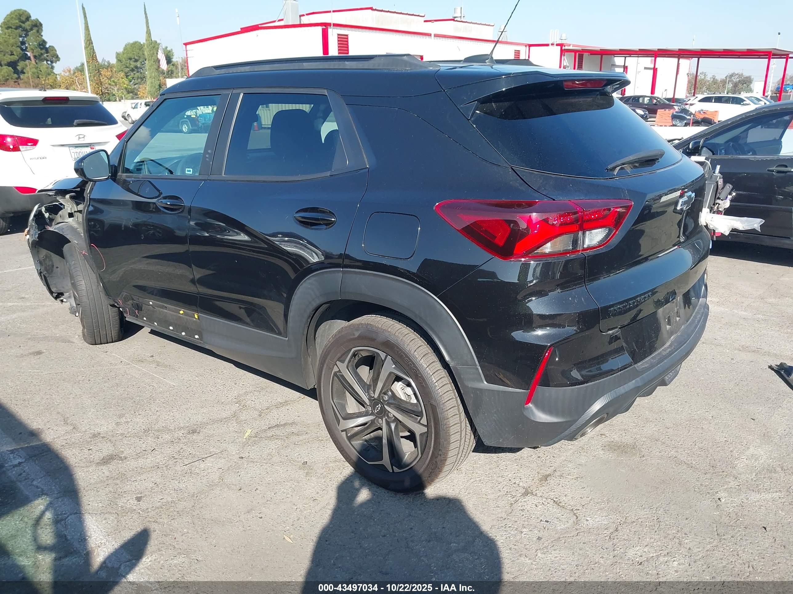 CHEVROLET TRAILBLAZER image 3