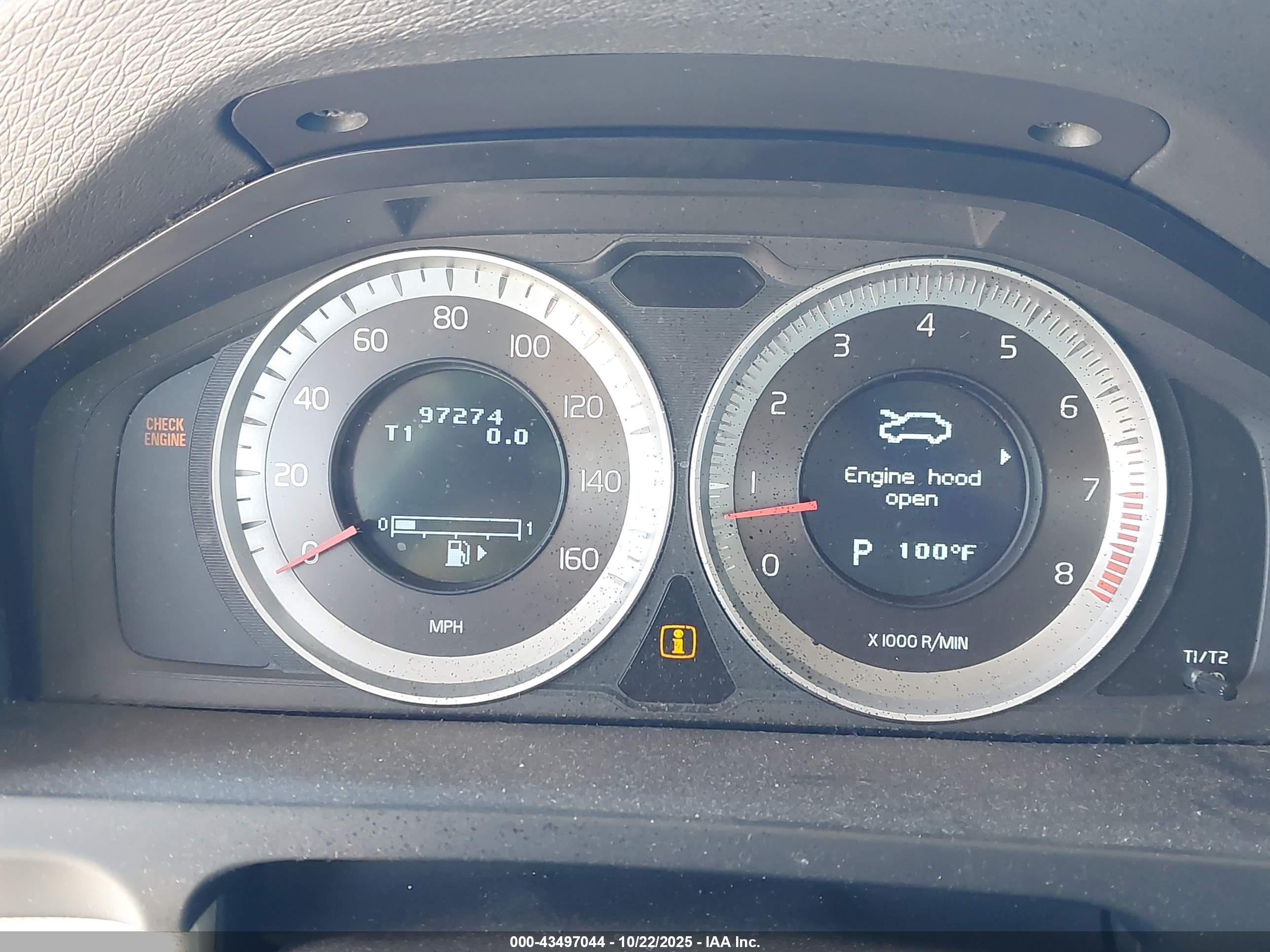 VOLVO S60 image 7