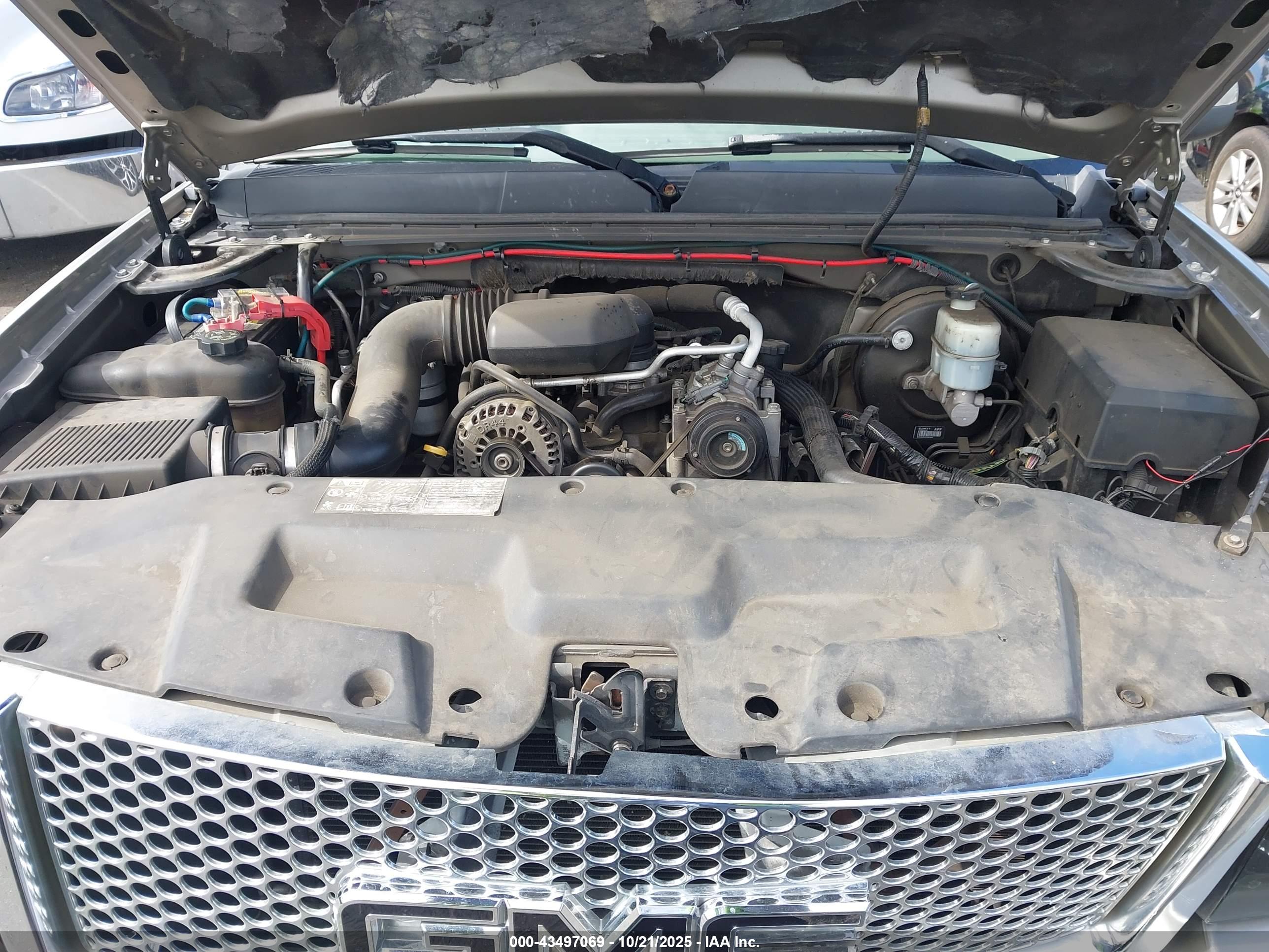 GMC SIERRA image 10