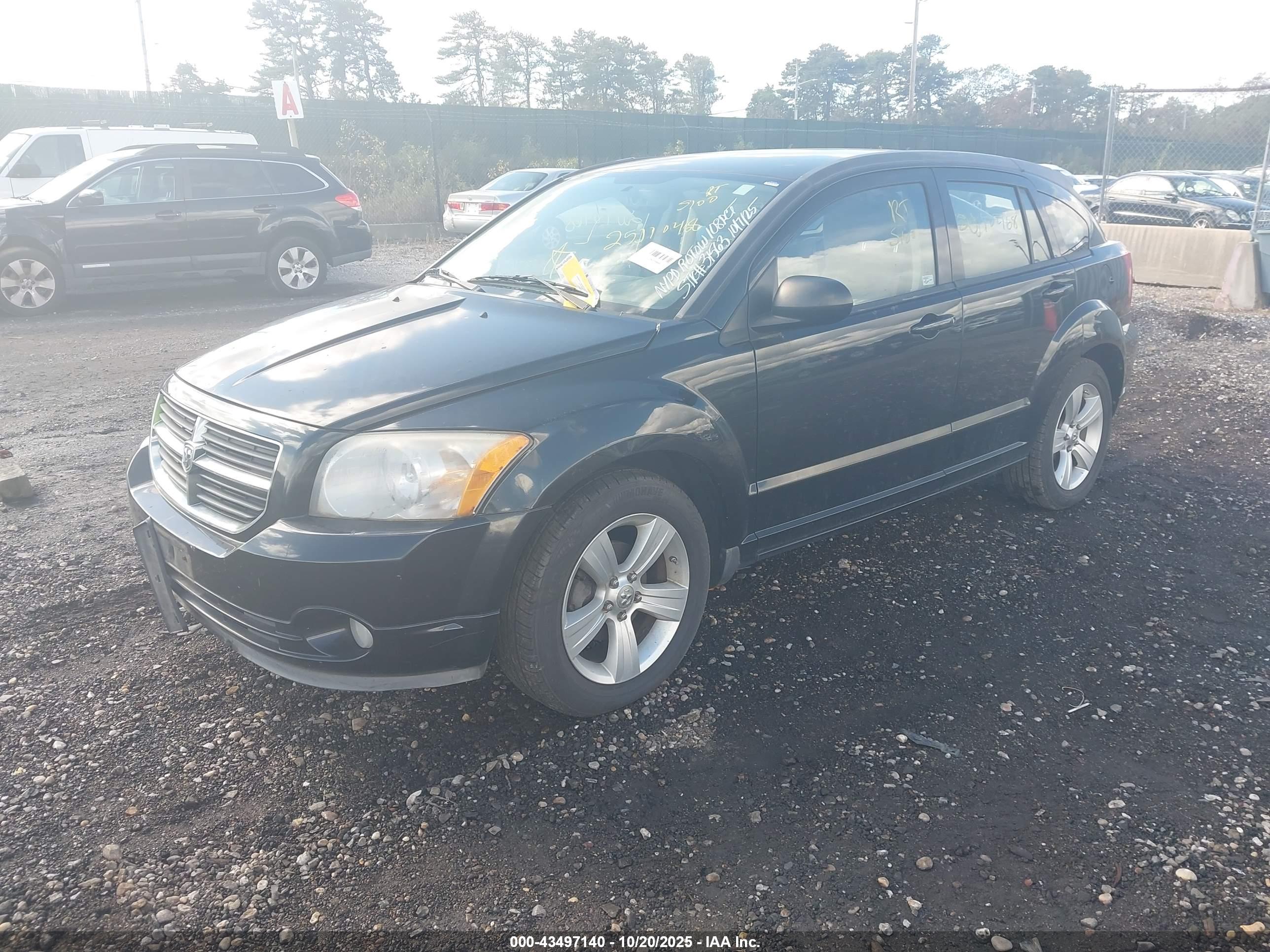 DODGE CALIBER image 2