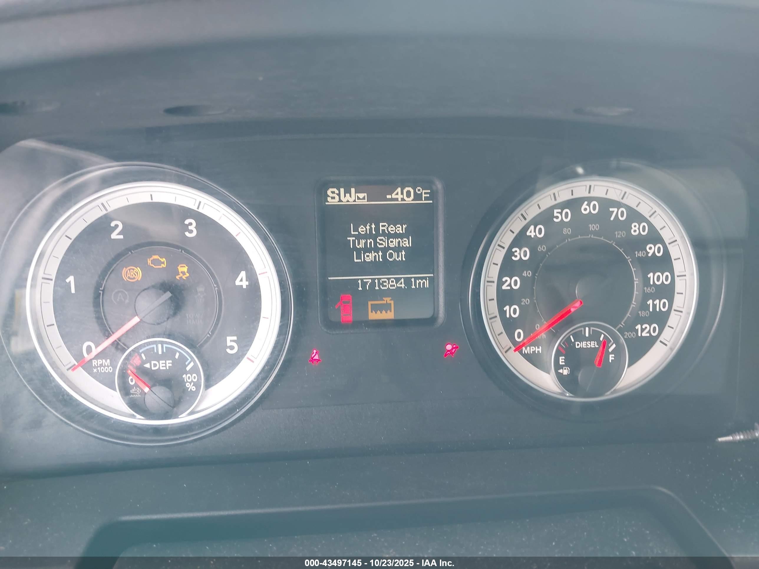 RAM 2500 image 7