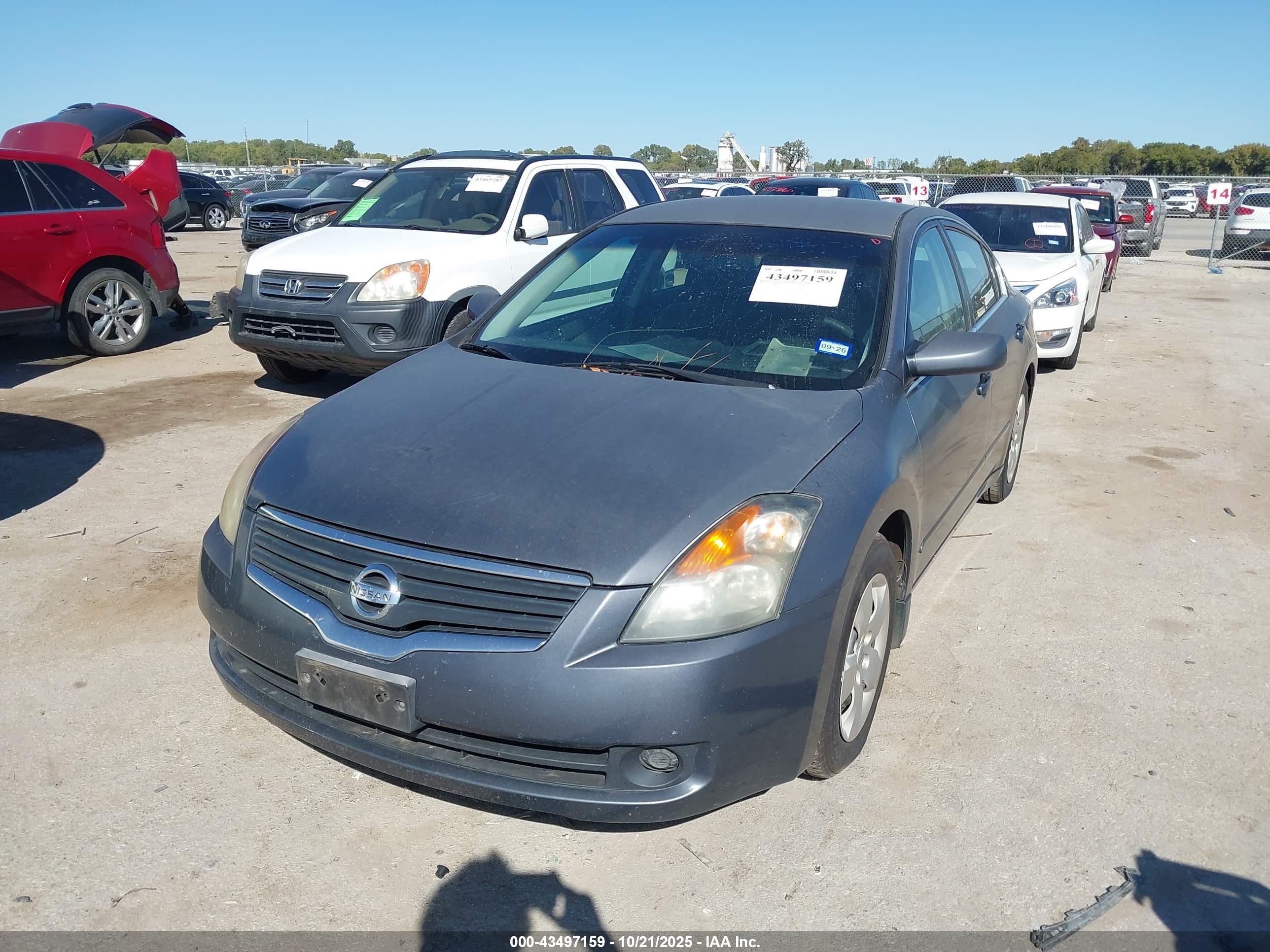 NISSAN ALTIMA image 2