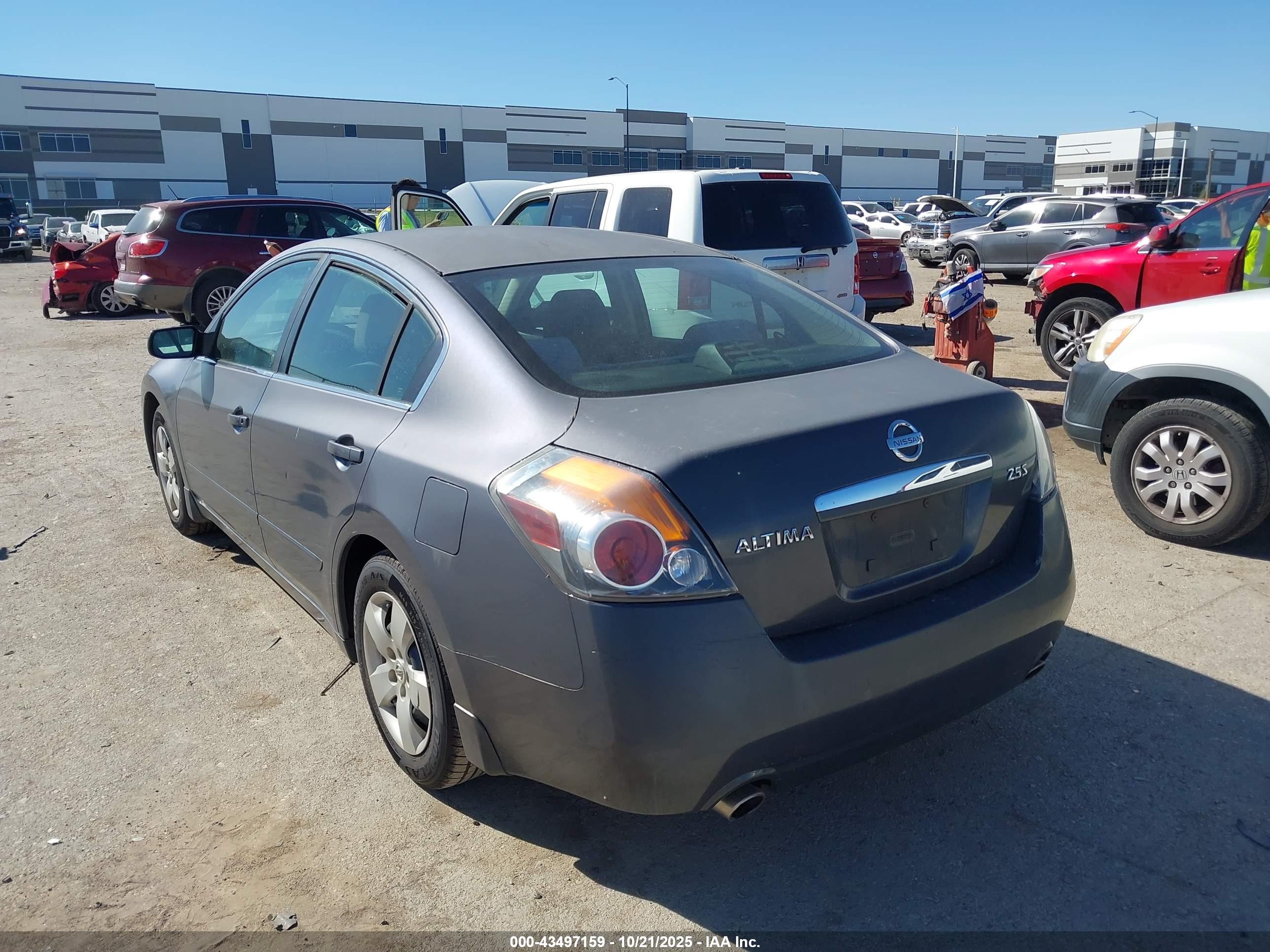 NISSAN ALTIMA image 3