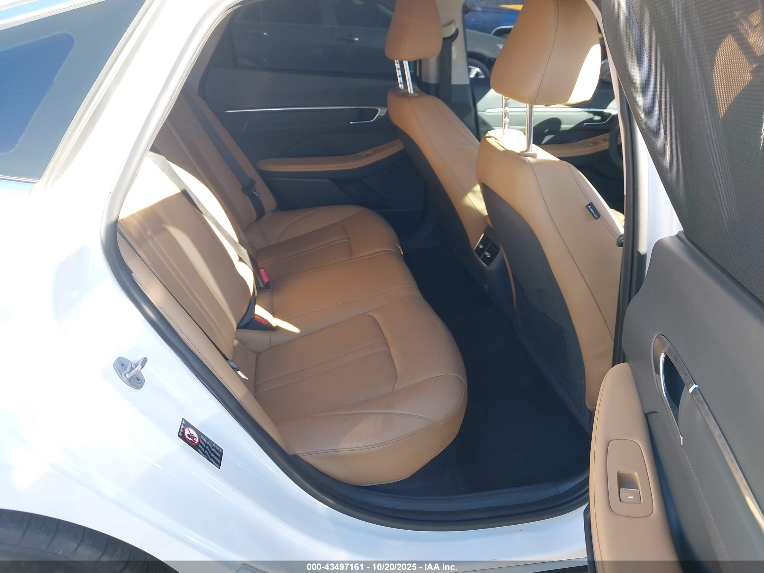 HYUNDAI SONATA image 8