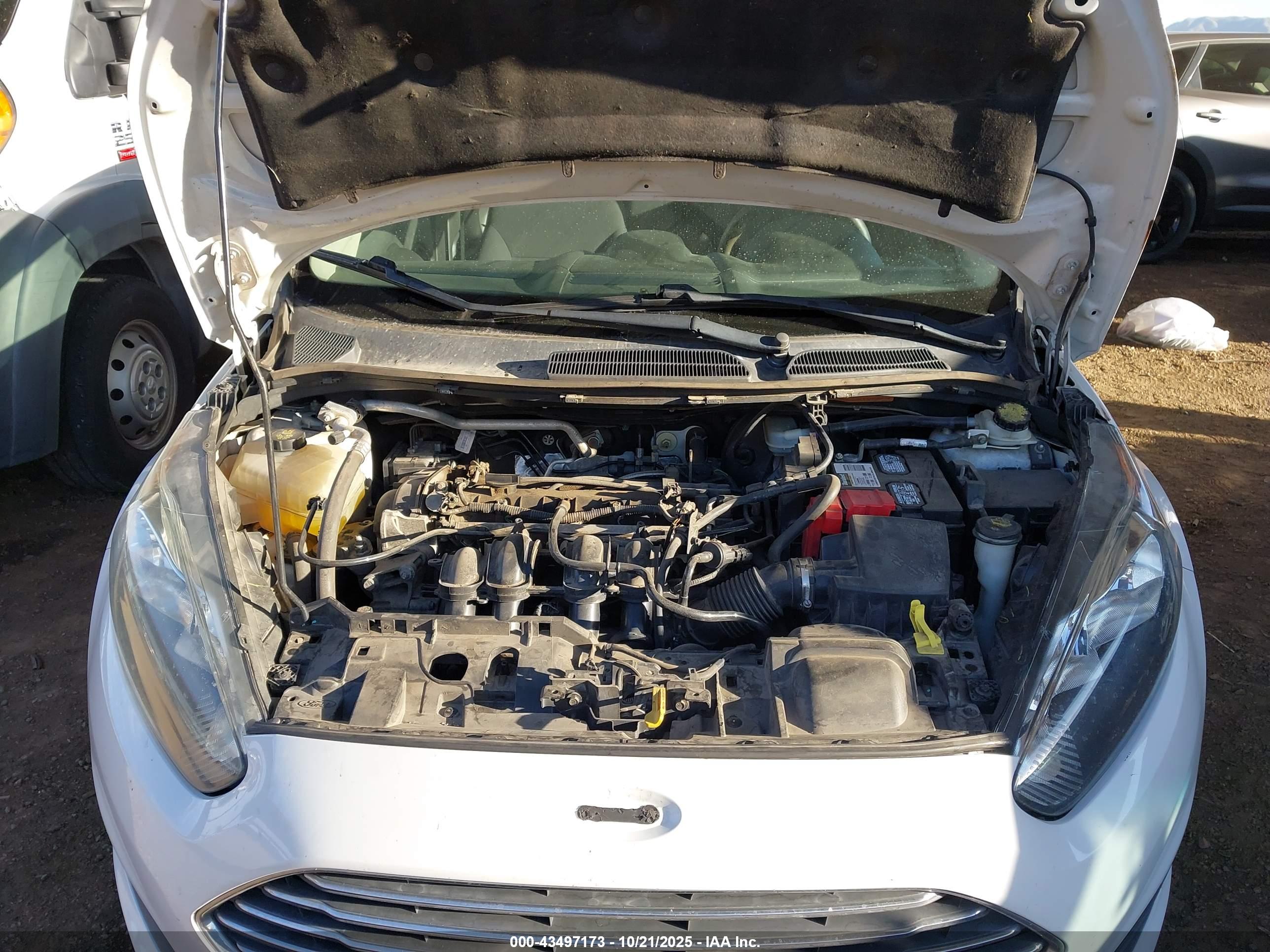 FORD FIESTA image 10