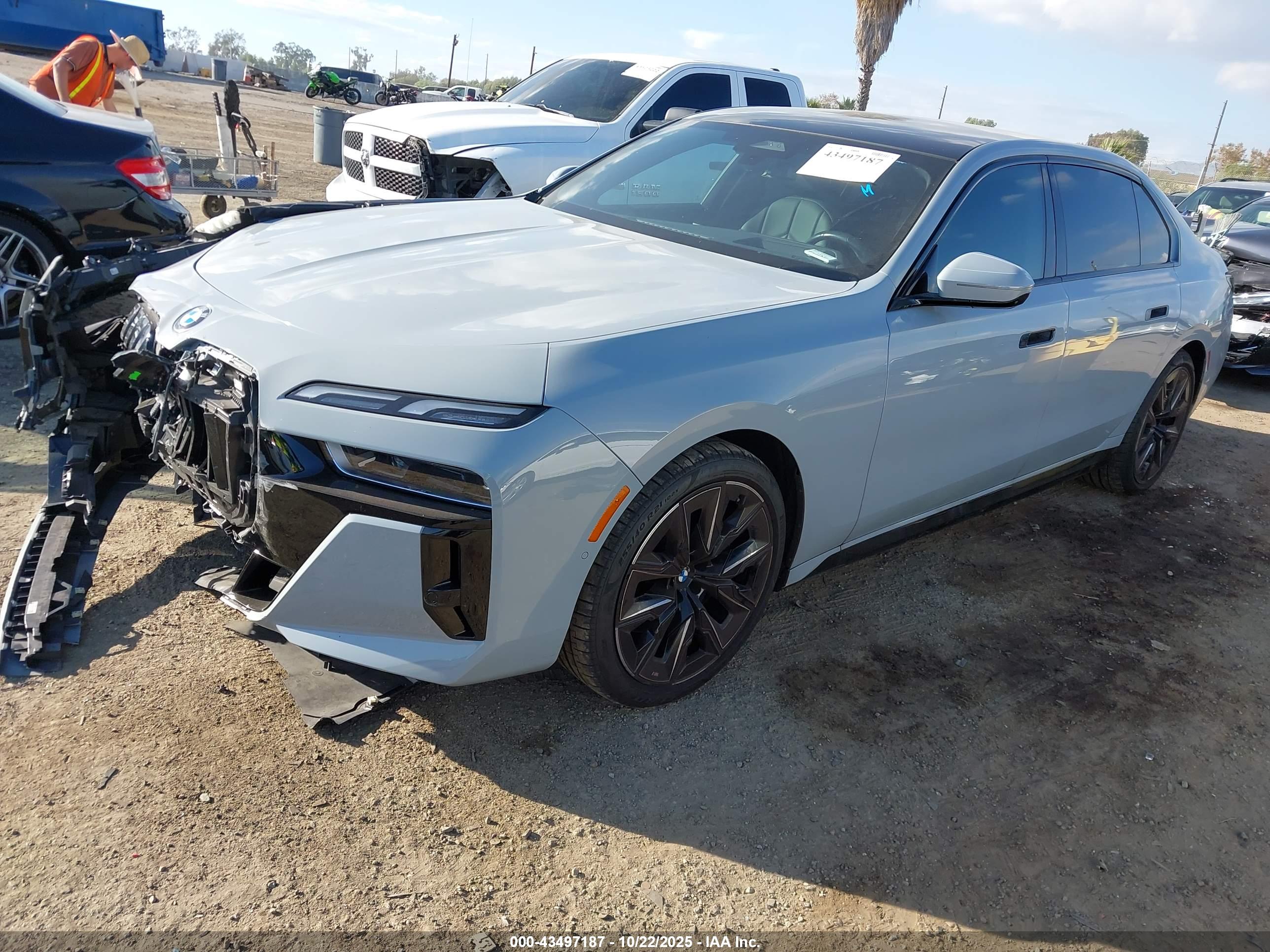BMW 740 image 2