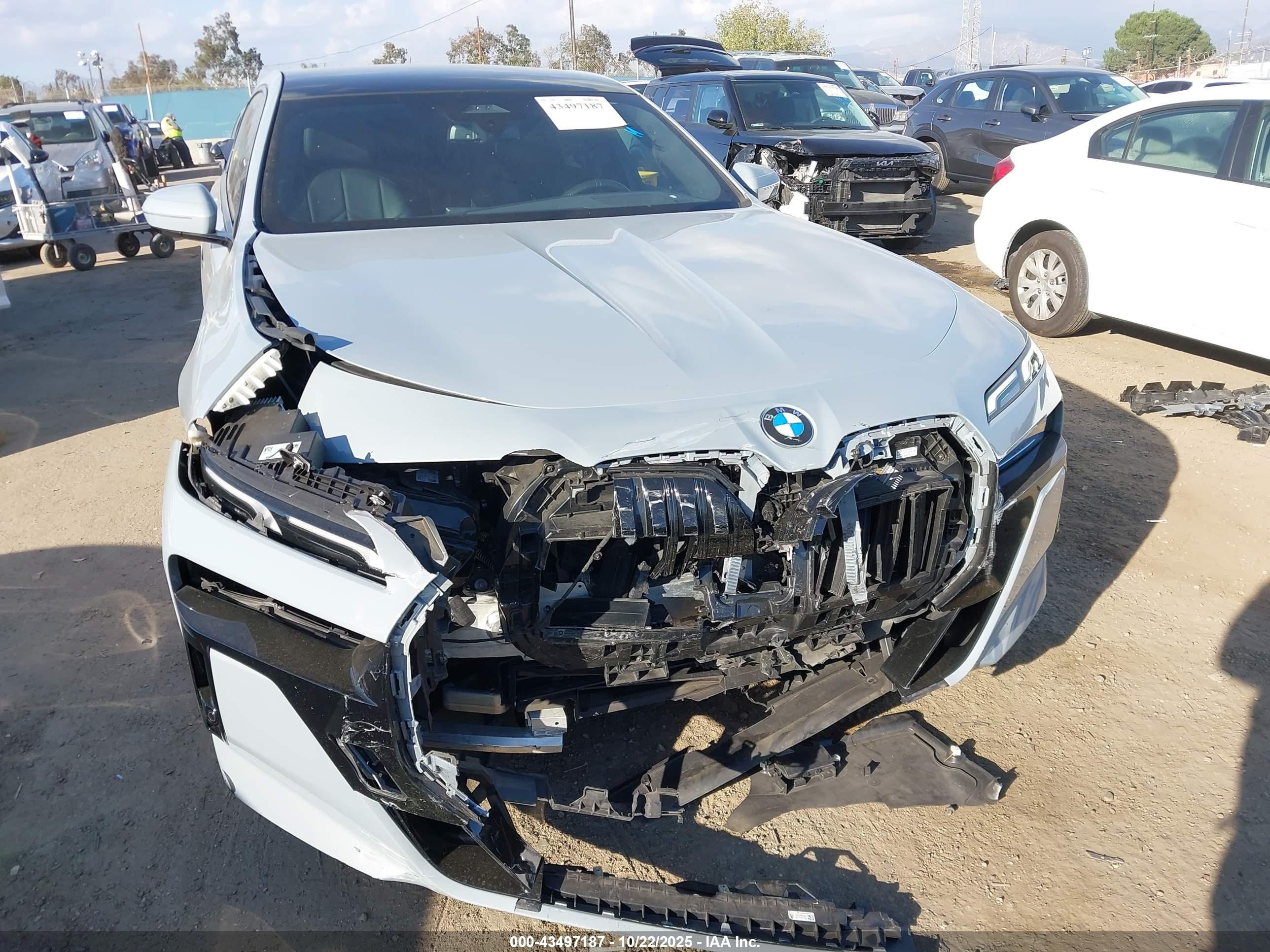 BMW 740 image 6