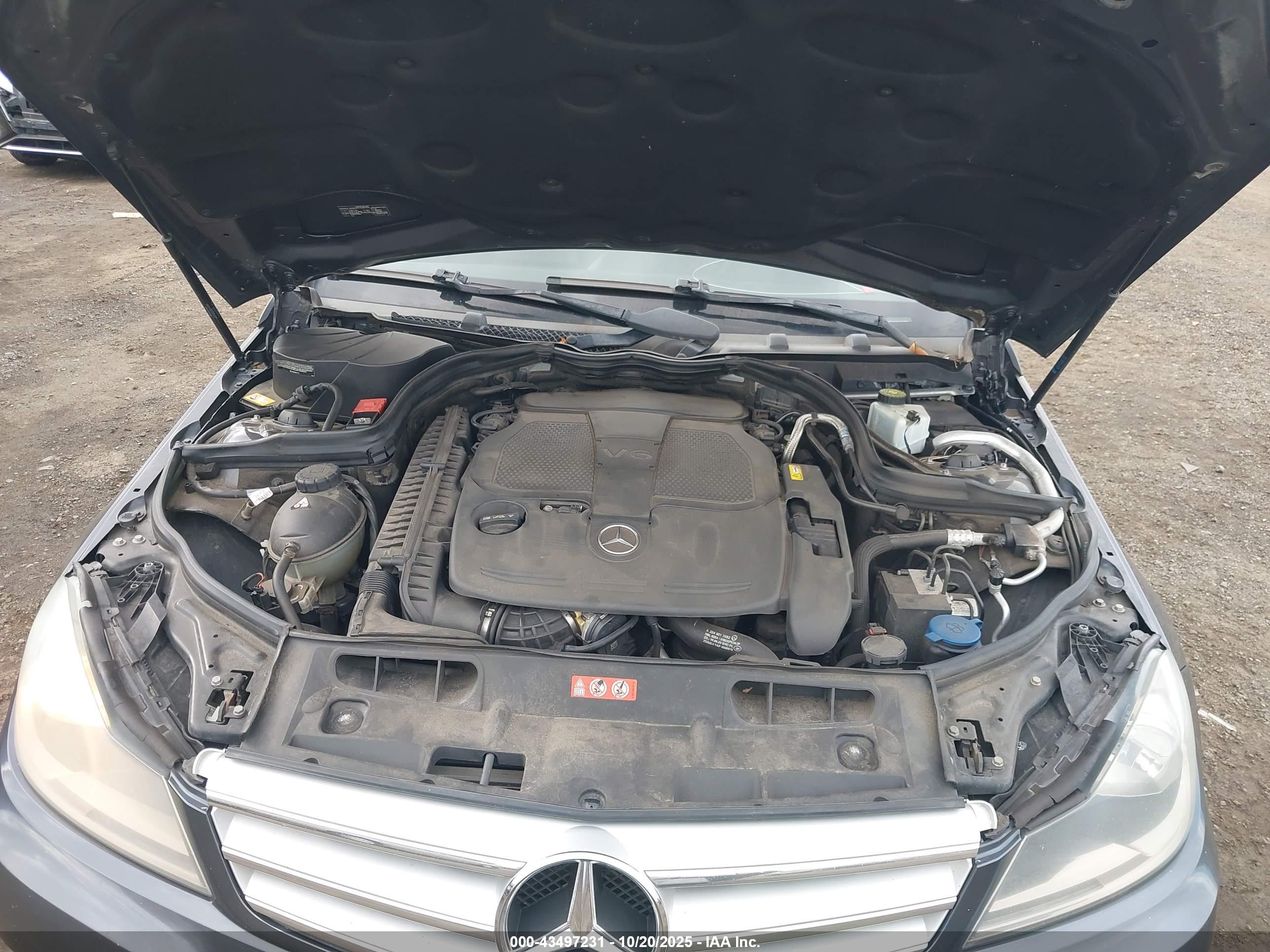 MERCEDES-BENZ C image 10