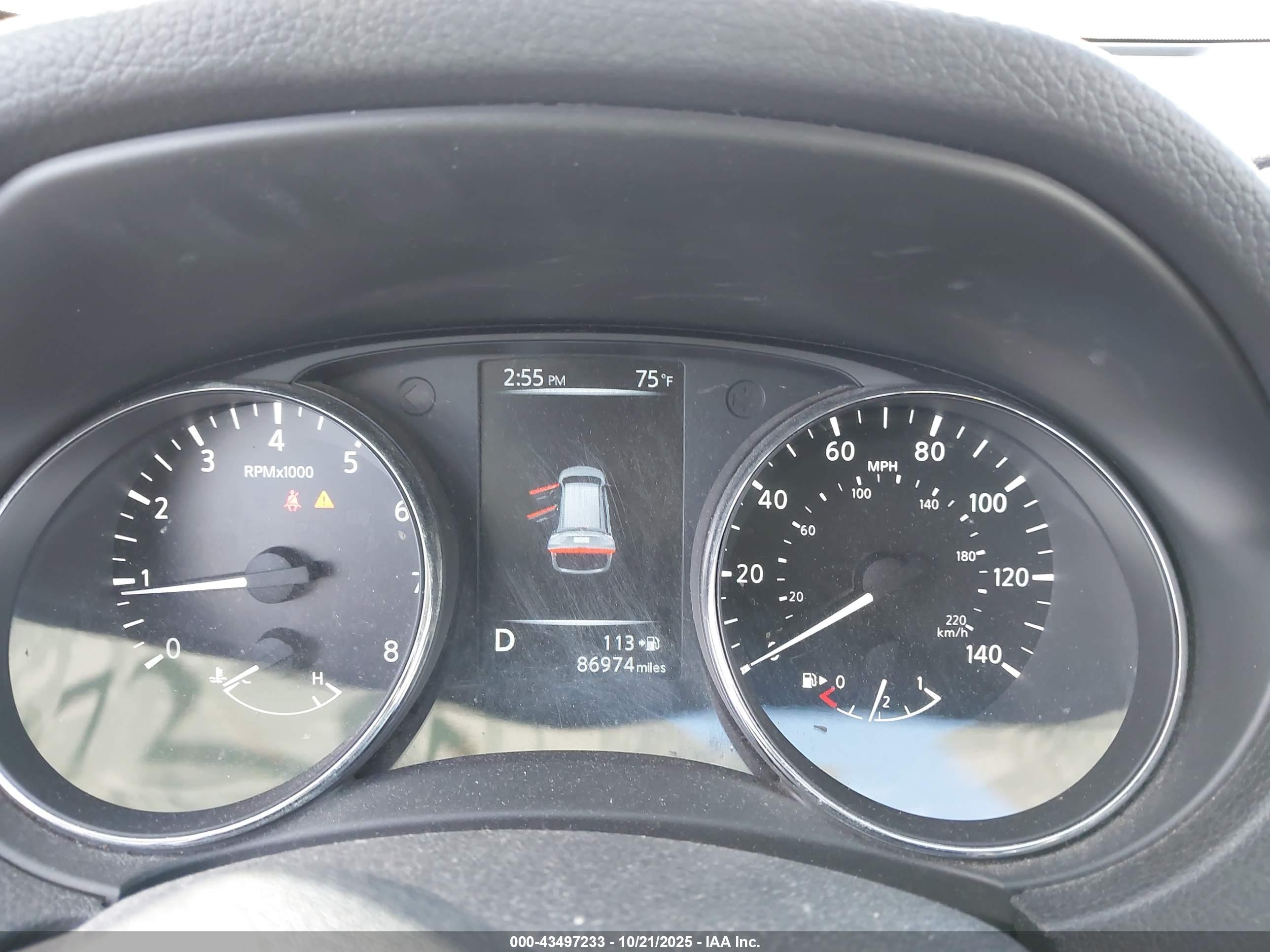 NISSAN ROGUE image 7