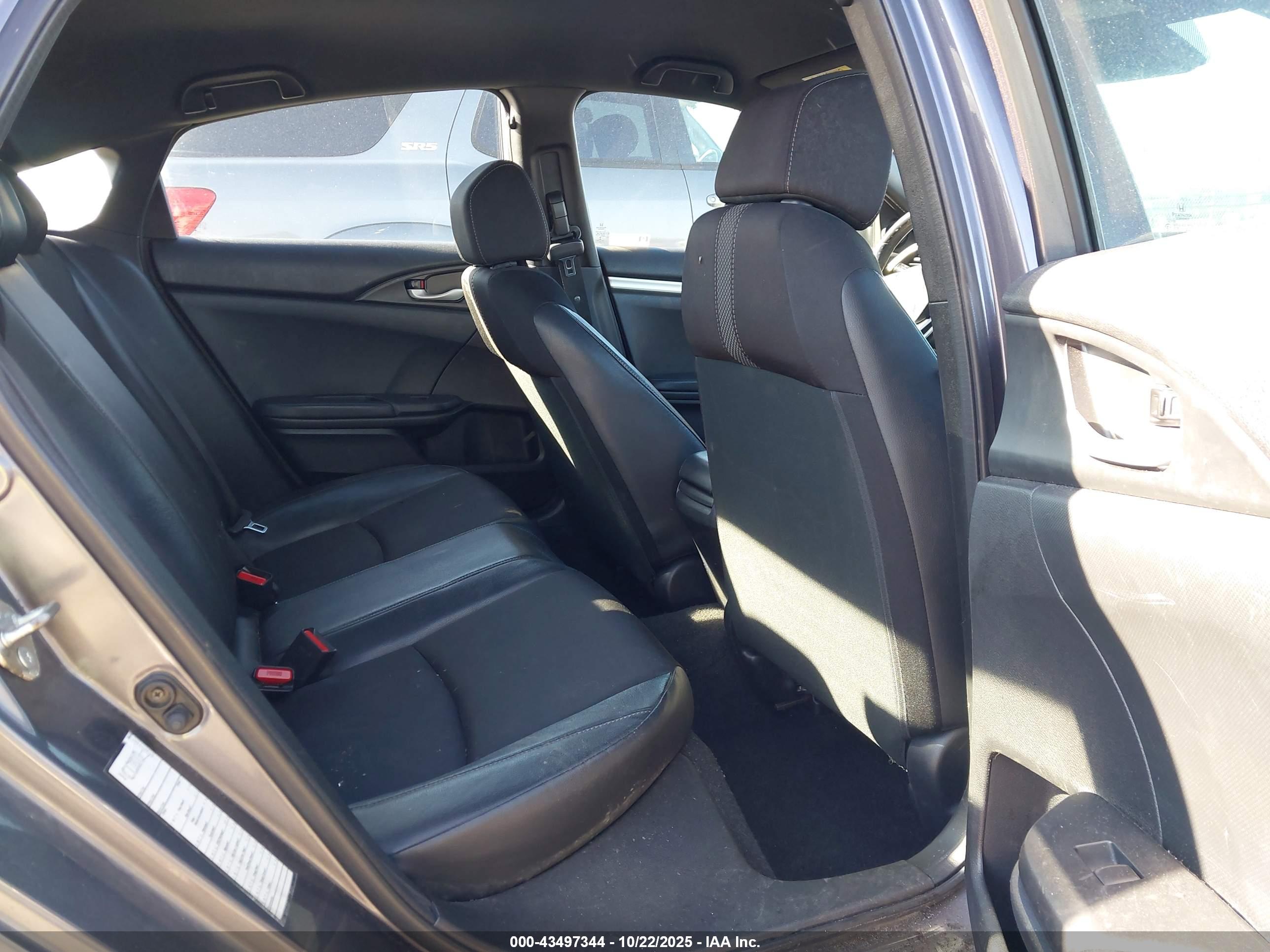 HONDA CIVIC image 8