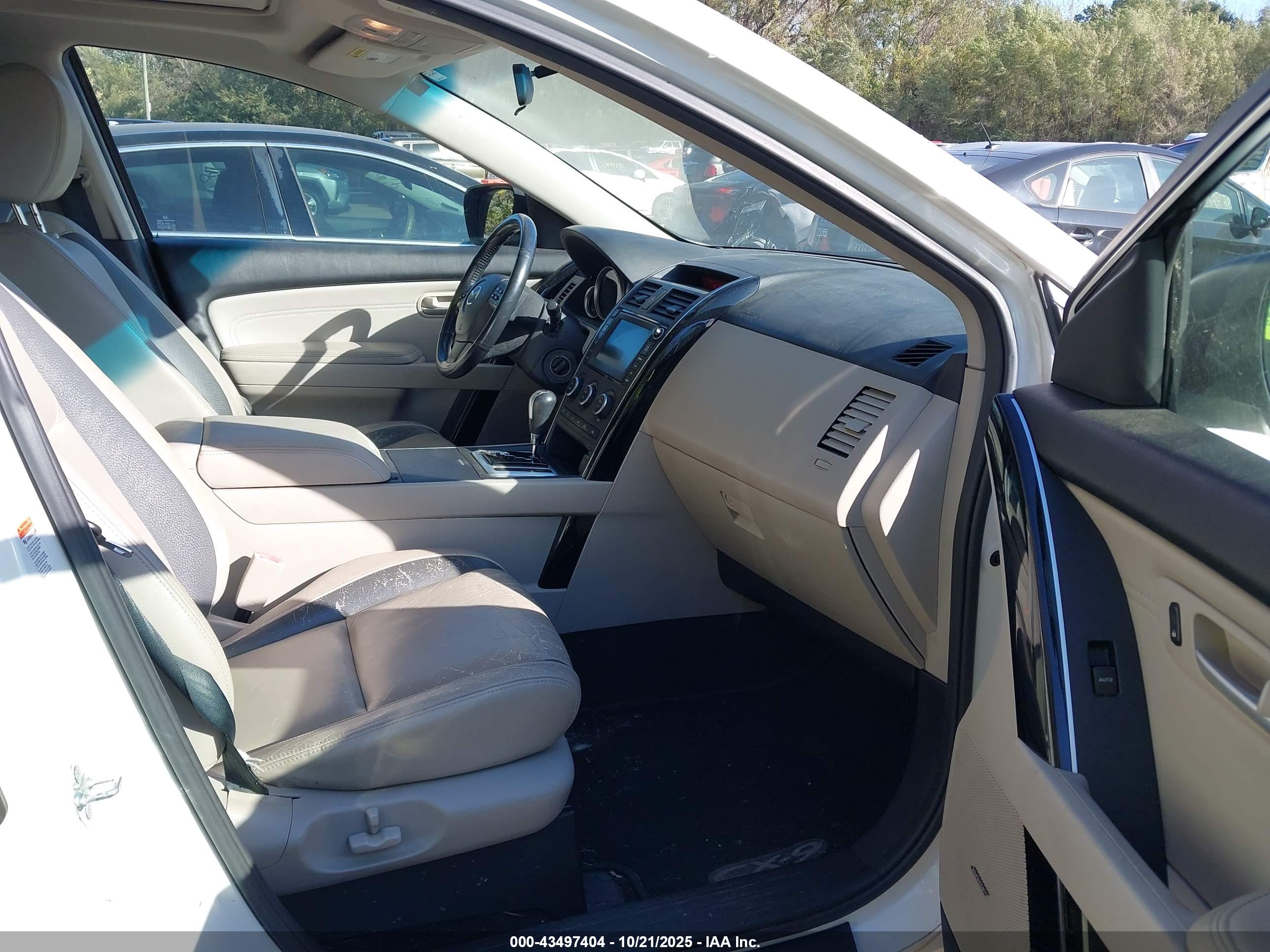 MAZDA CX-9 image 5