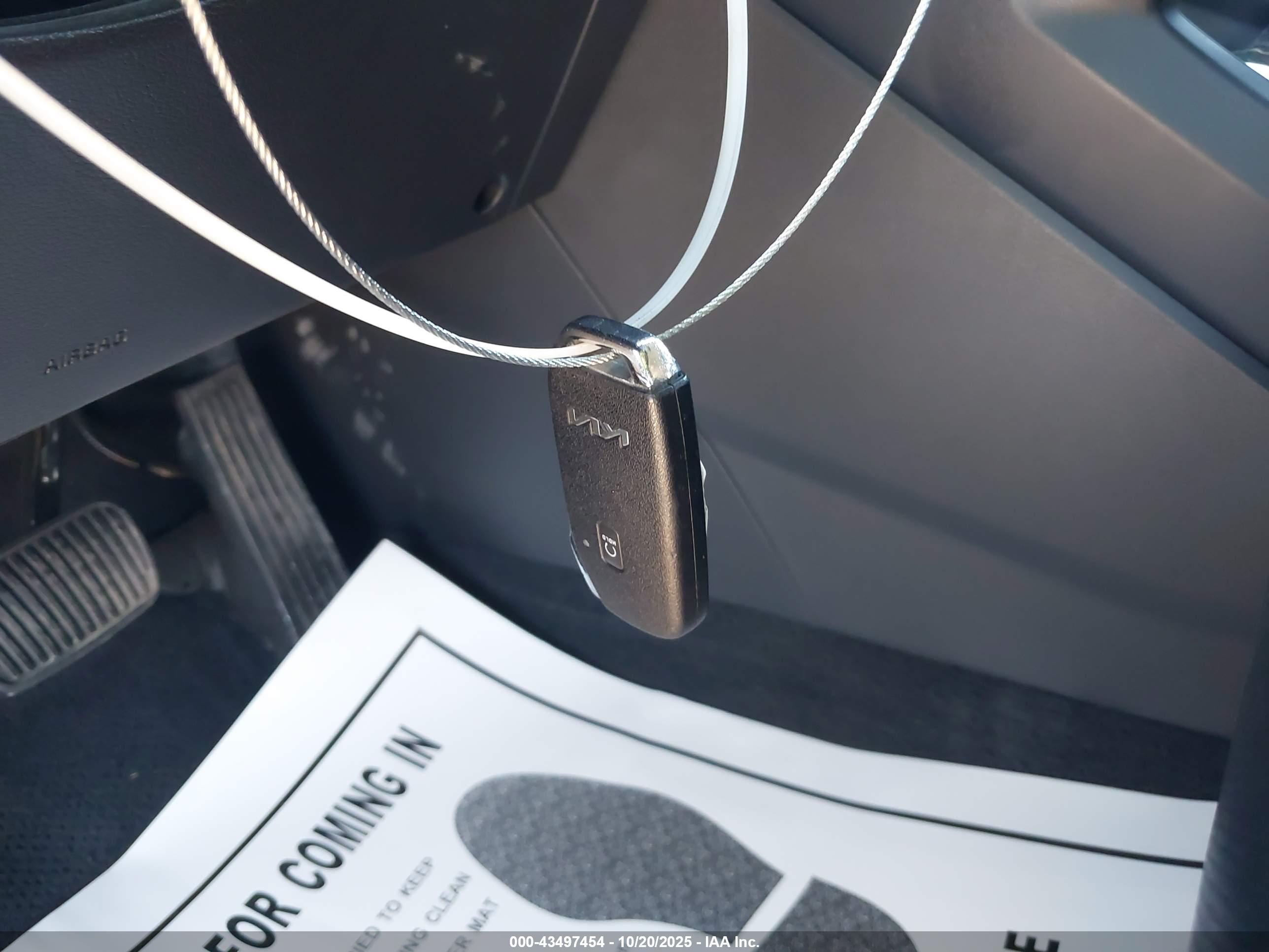 KIA TELLURIDE image 11