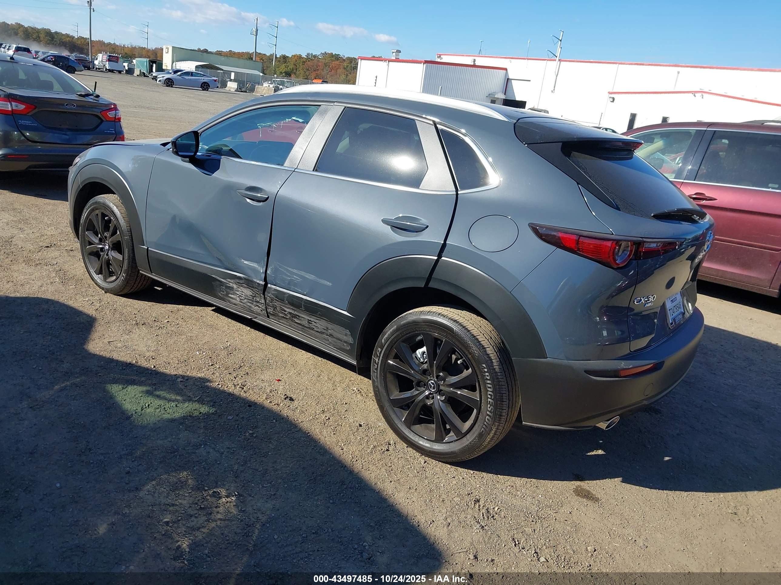 MAZDA CX-30 image 3