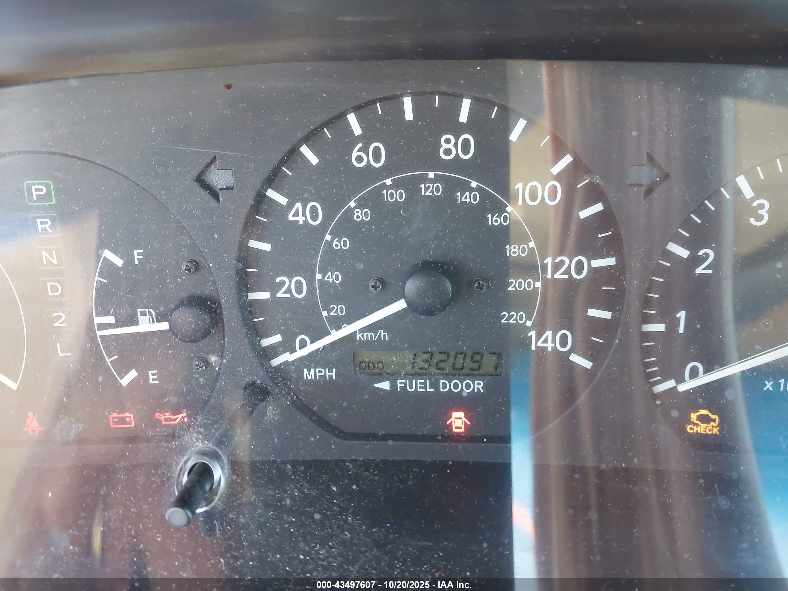 TOYOTA CAMRY image 7