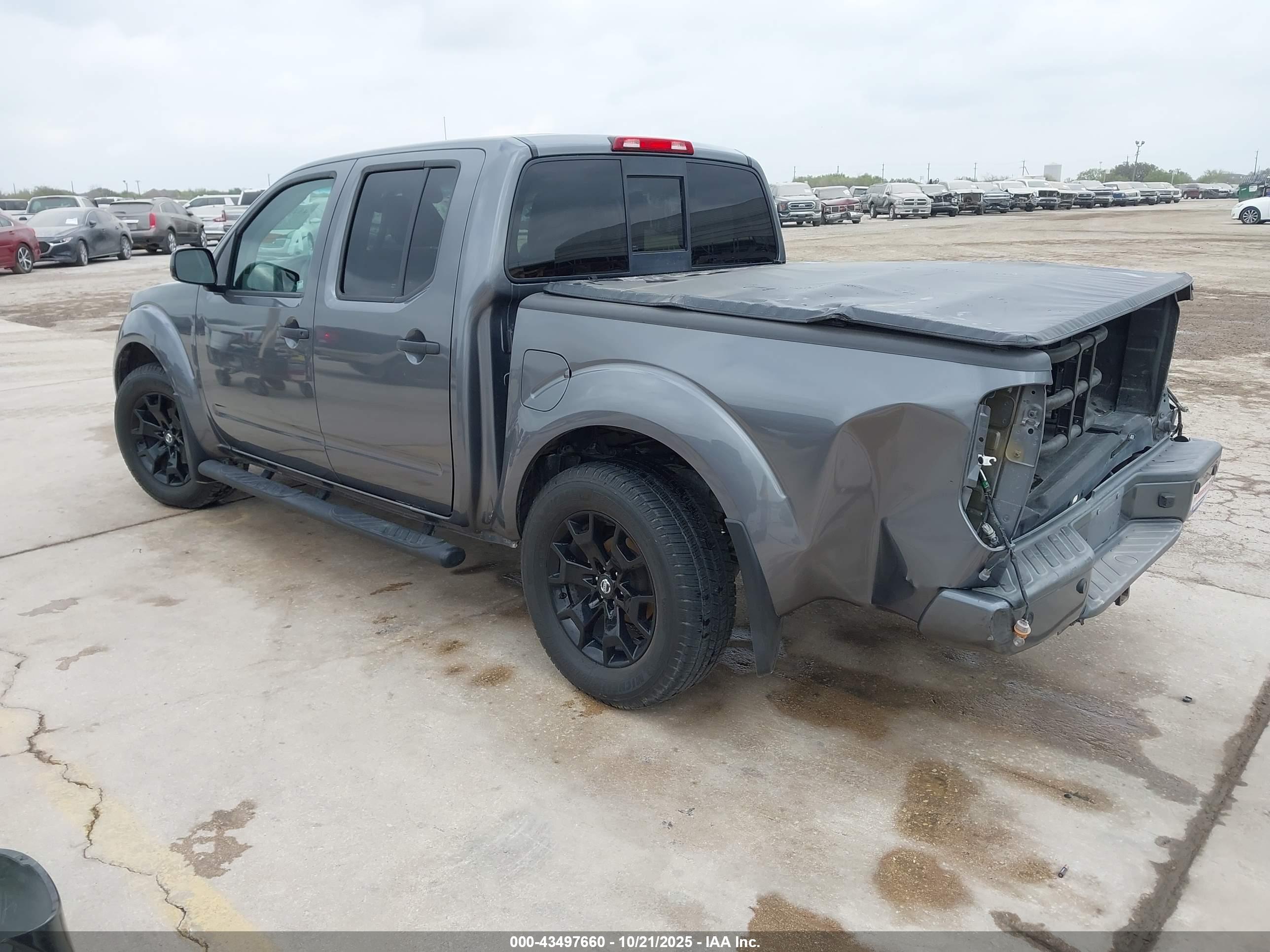 NISSAN FRONTIER image 3