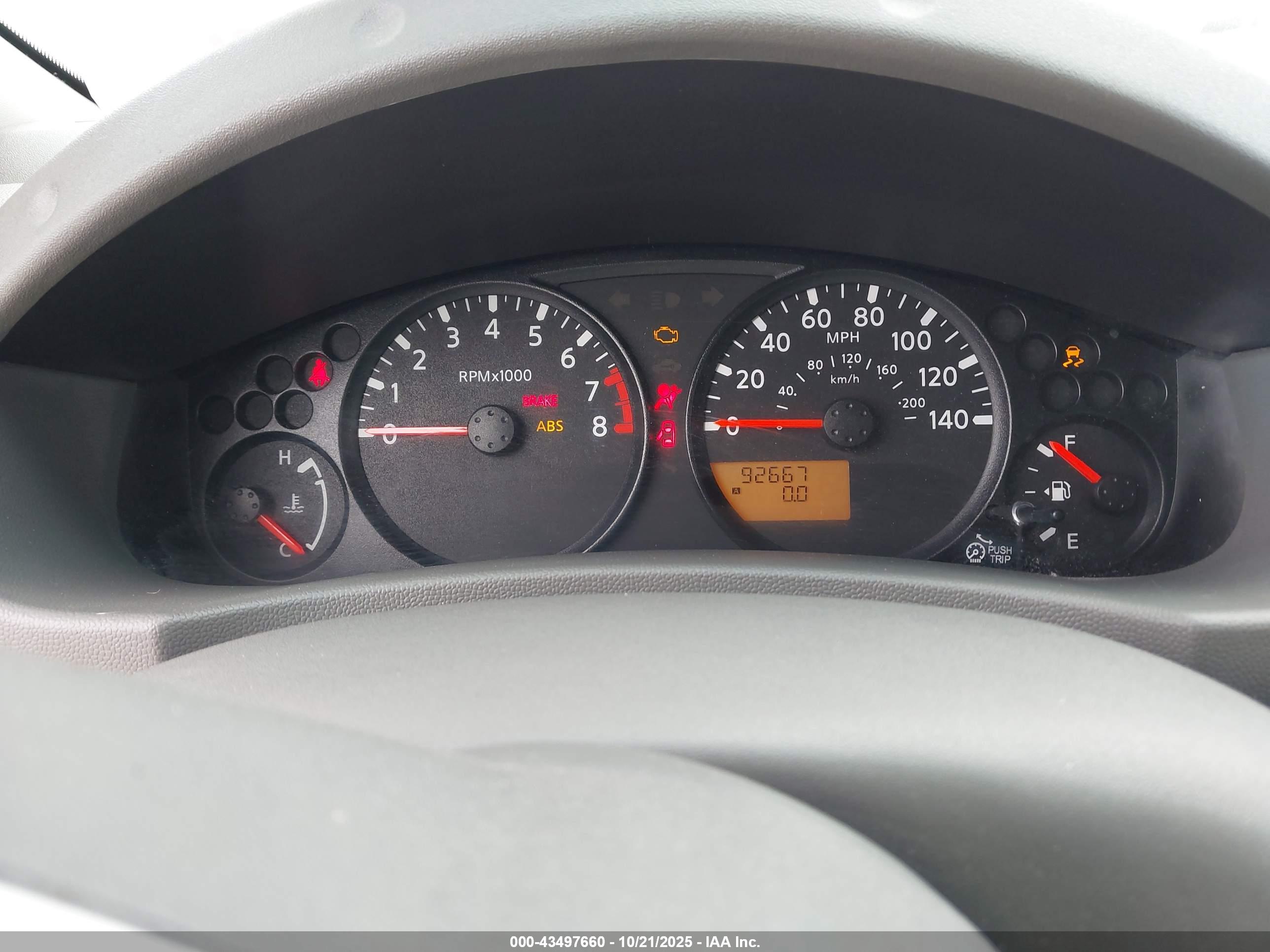 NISSAN FRONTIER image 7