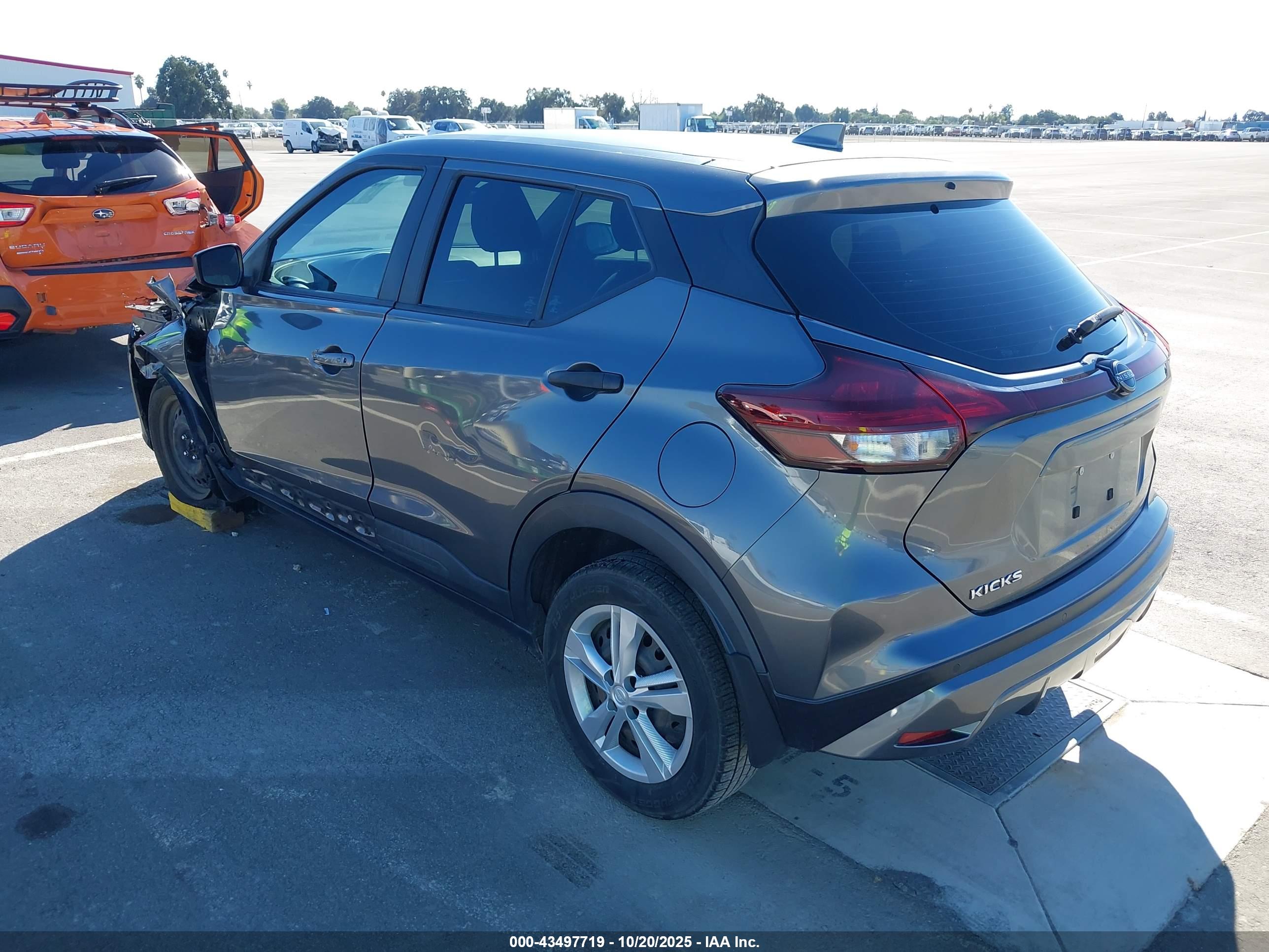 NISSAN KICKS image 3