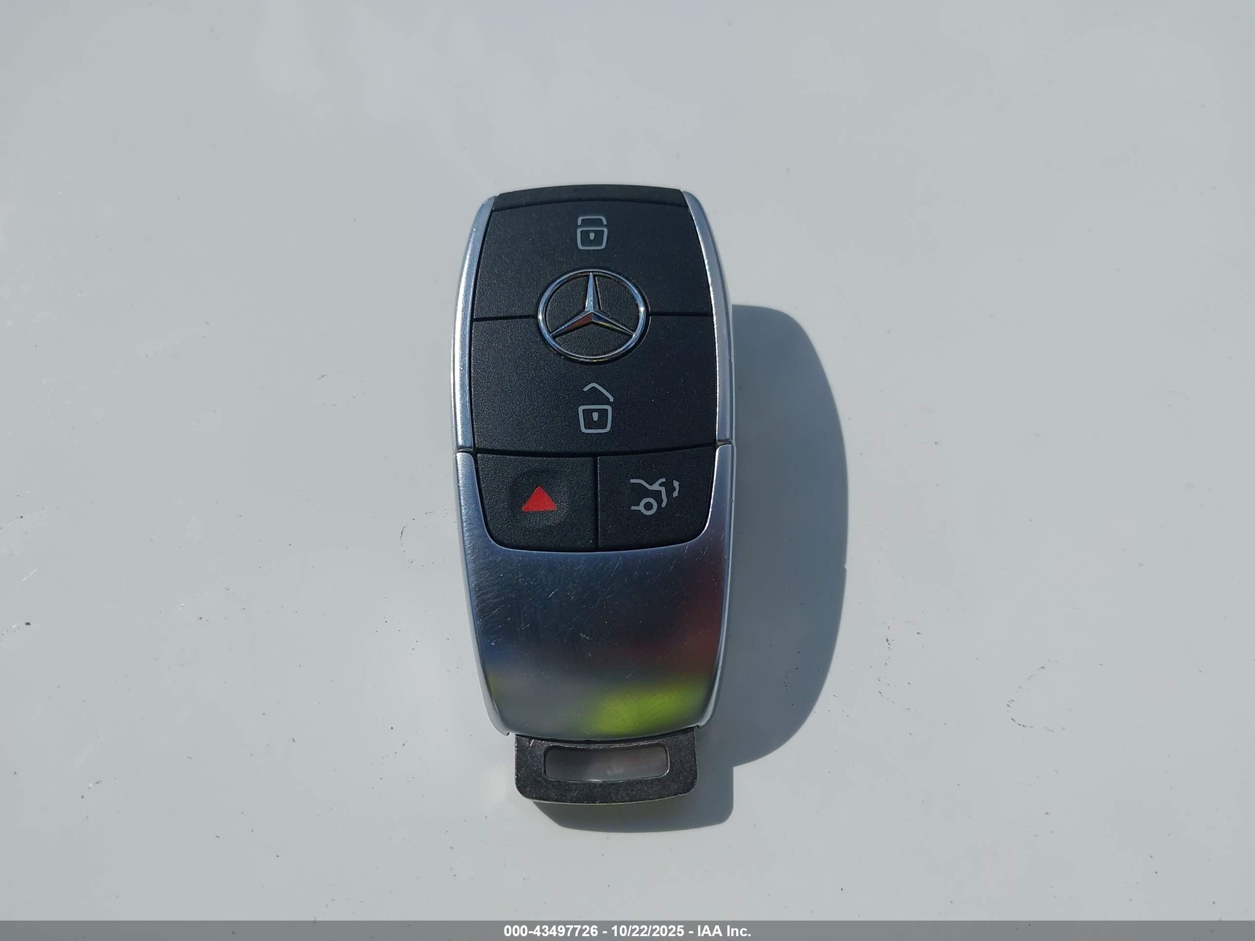MERCEDES-BENZ GLC image 11