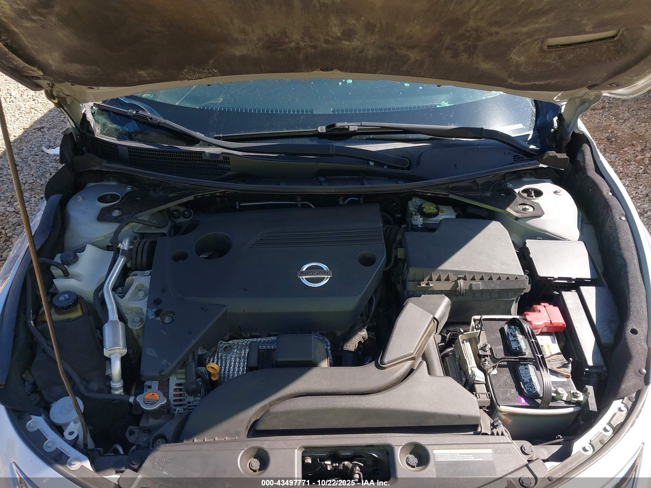 NISSAN ALTIMA image 10