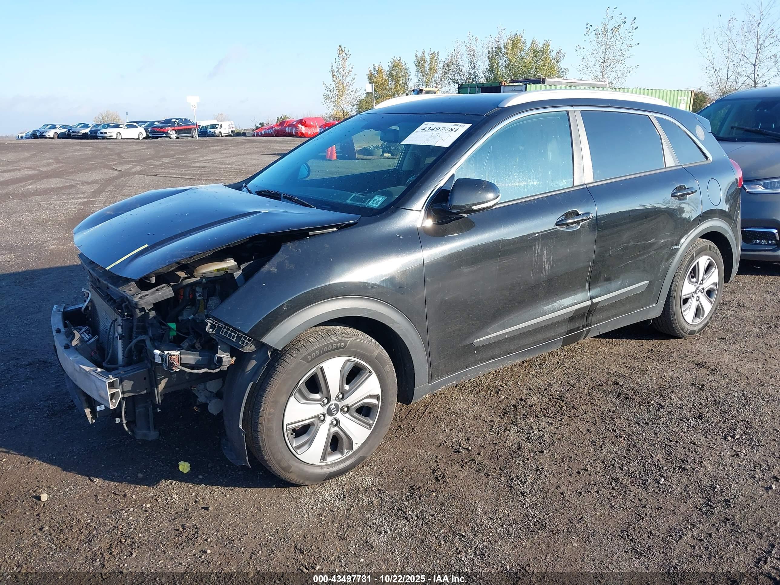KIA NIRO image 2