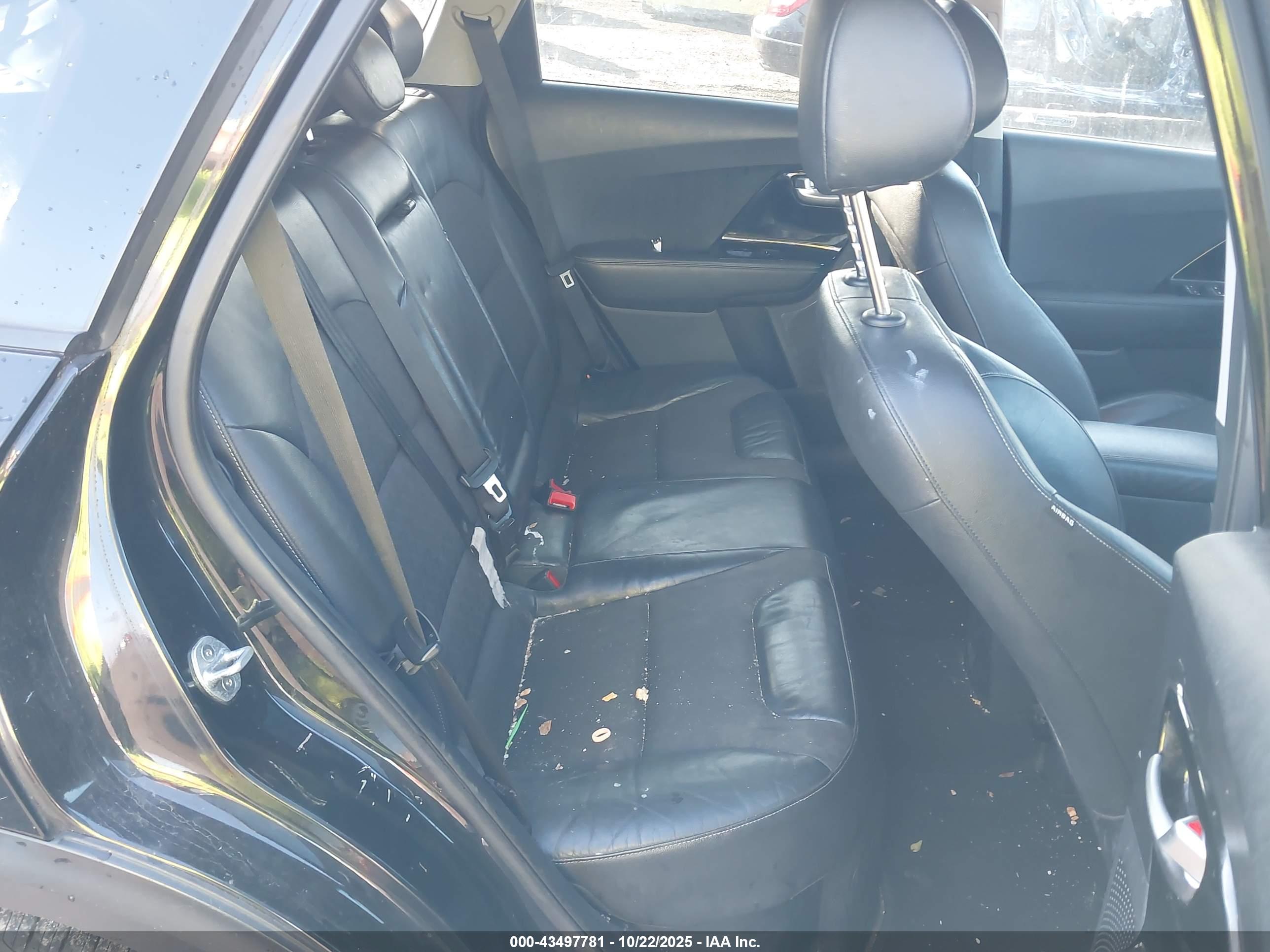 KIA NIRO image 8