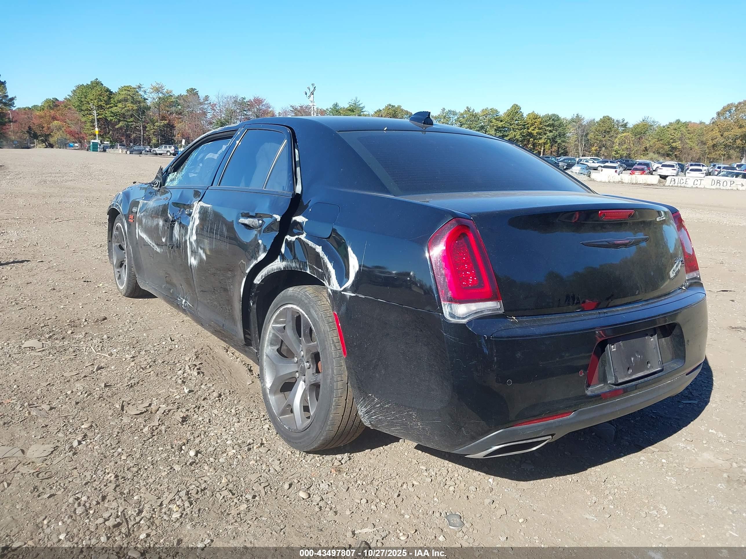 CHRYSLER 300 image 3