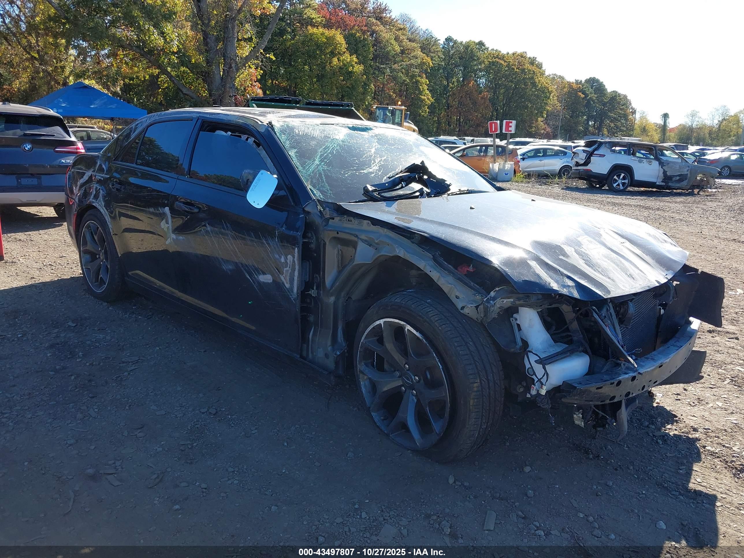 CHRYSLER 300 image 6