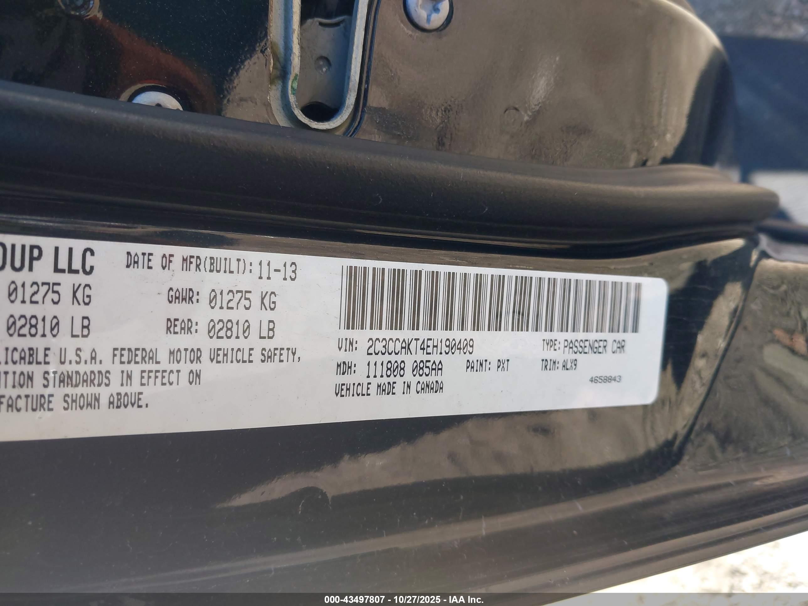 CHRYSLER 300 image 9