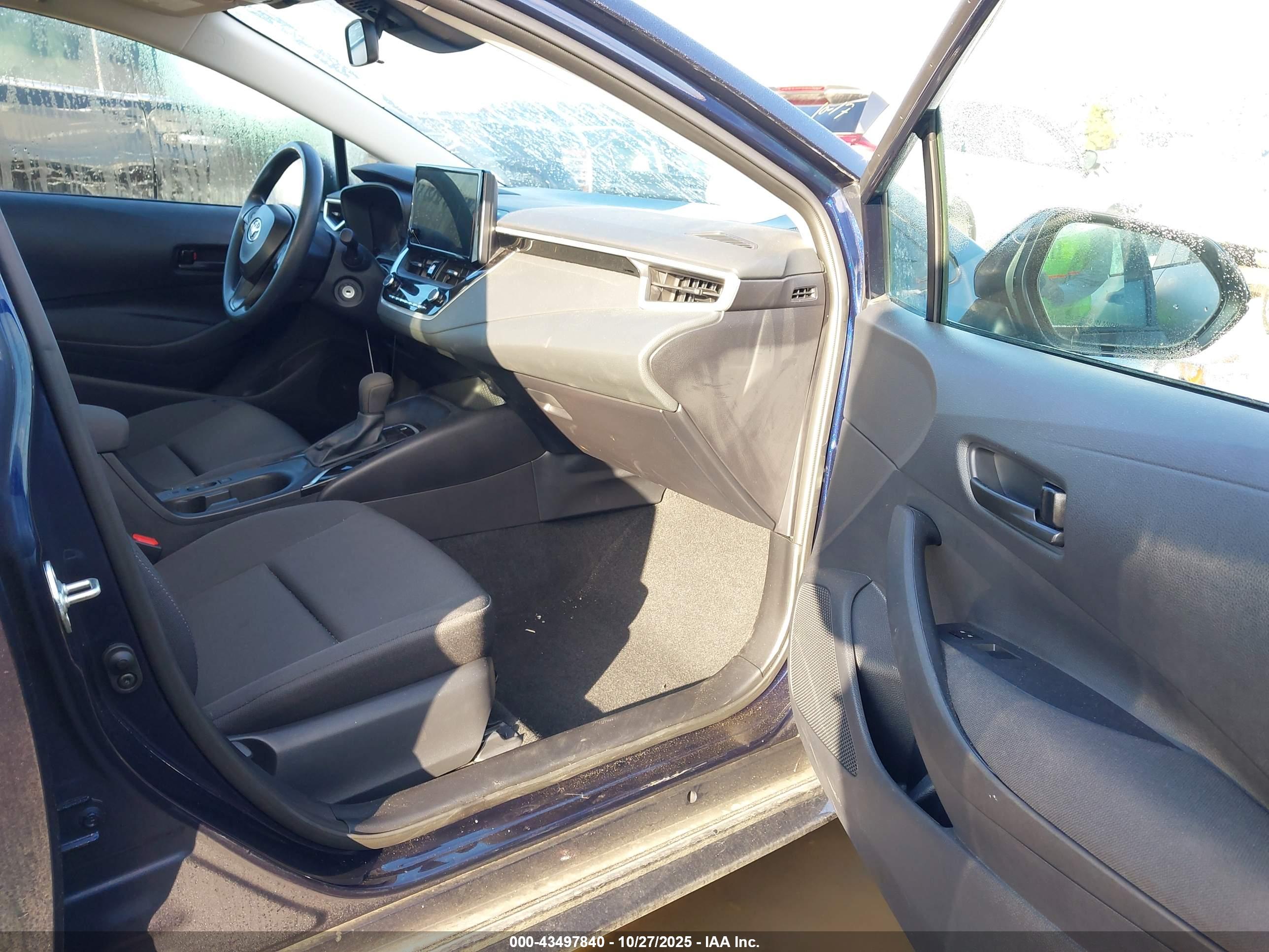 TOYOTA COROLLA image 5