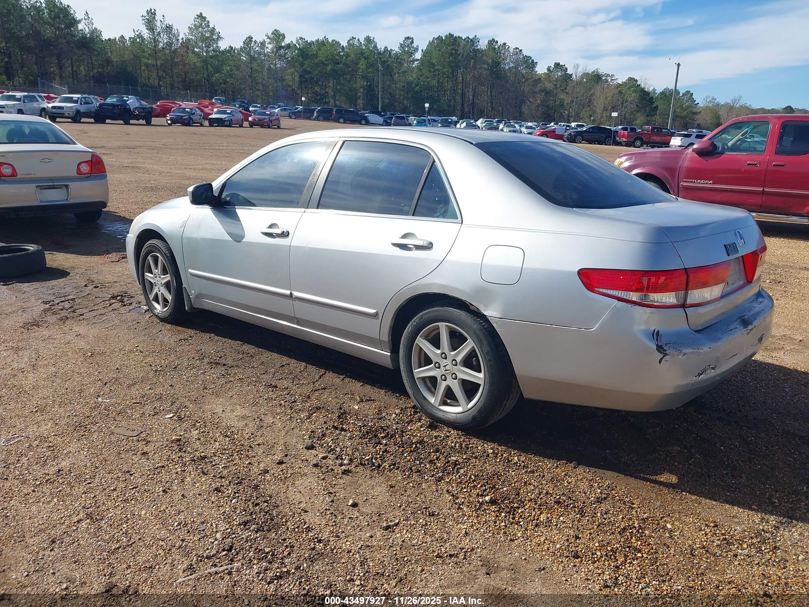 HONDA ACCORD image 3