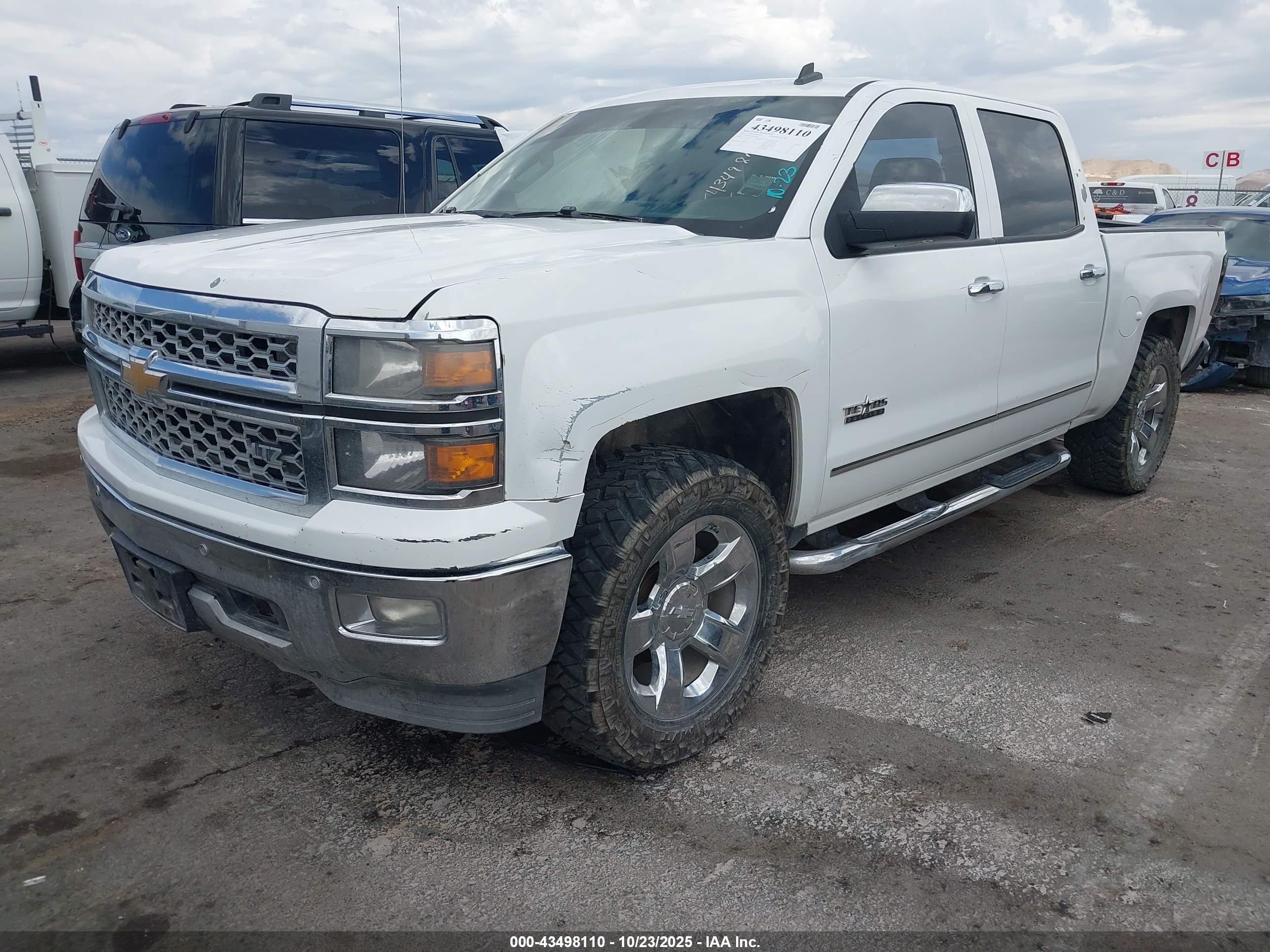 CHEVROLET SILVERADO image 2