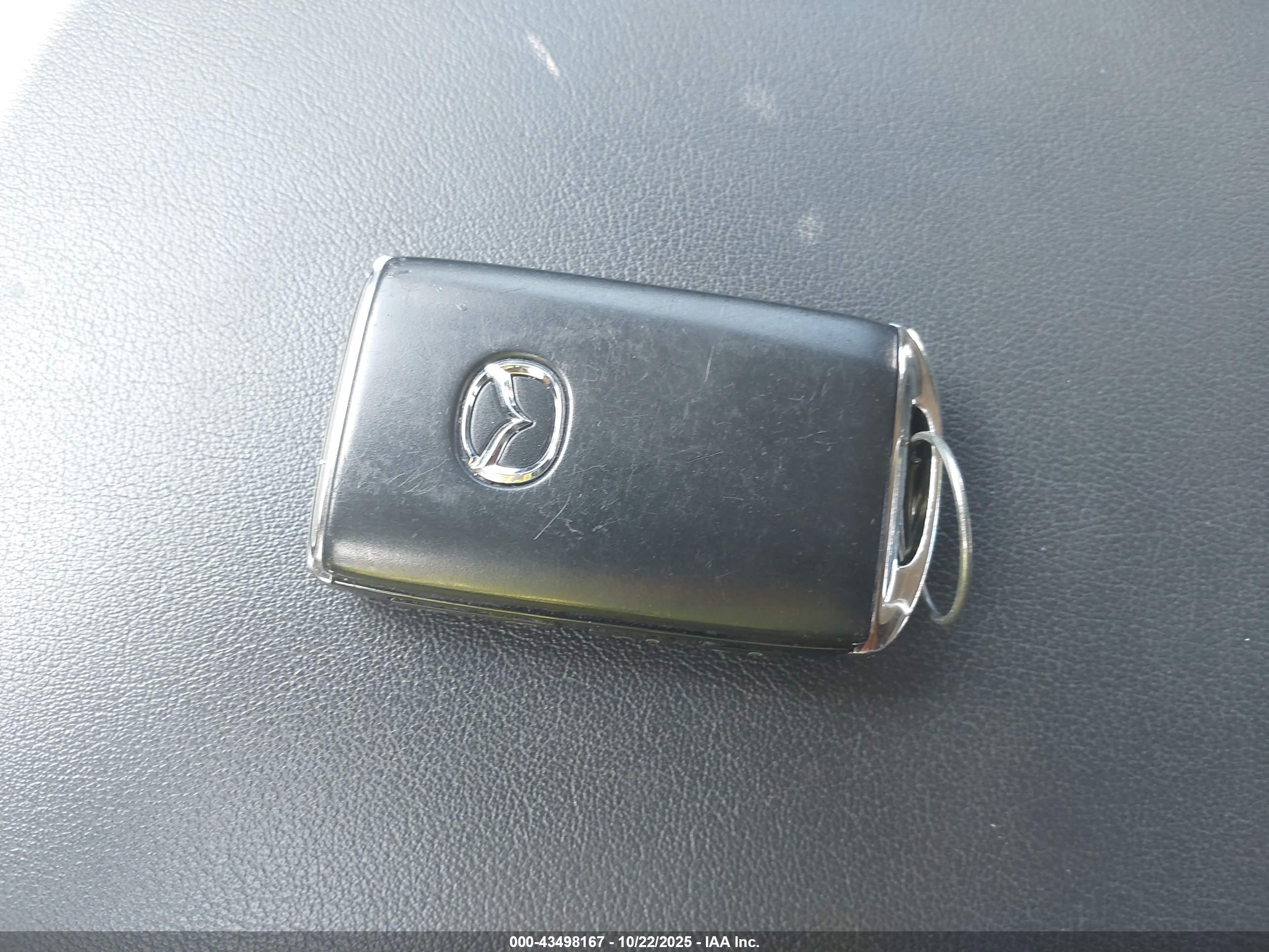 MAZDA MAZDA3 image 11