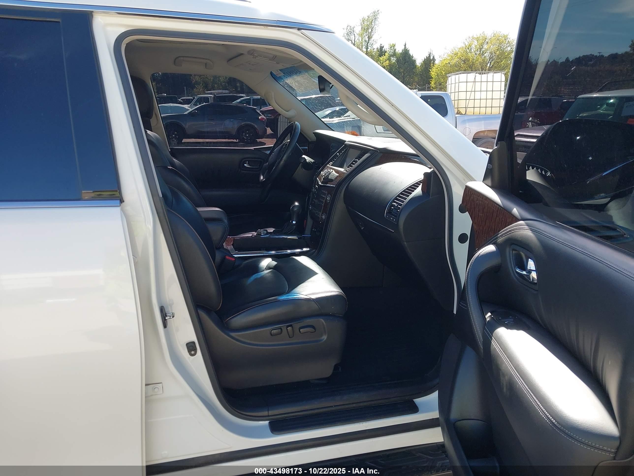 NISSAN ARMADA image 5