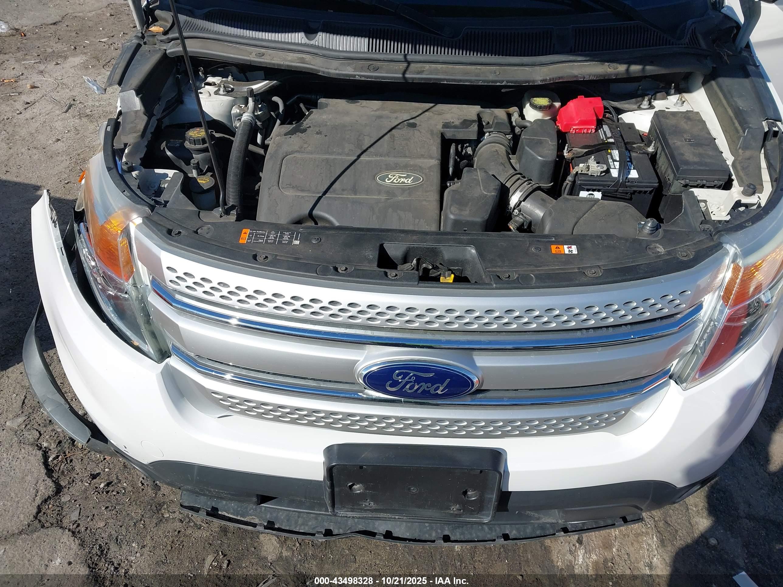 FORD EXPLORER image 10