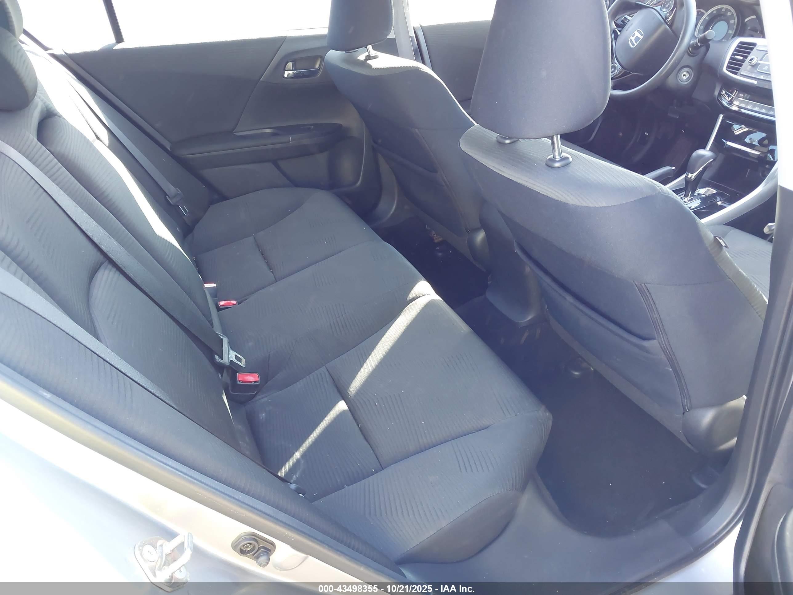 HONDA ACCORD image 8