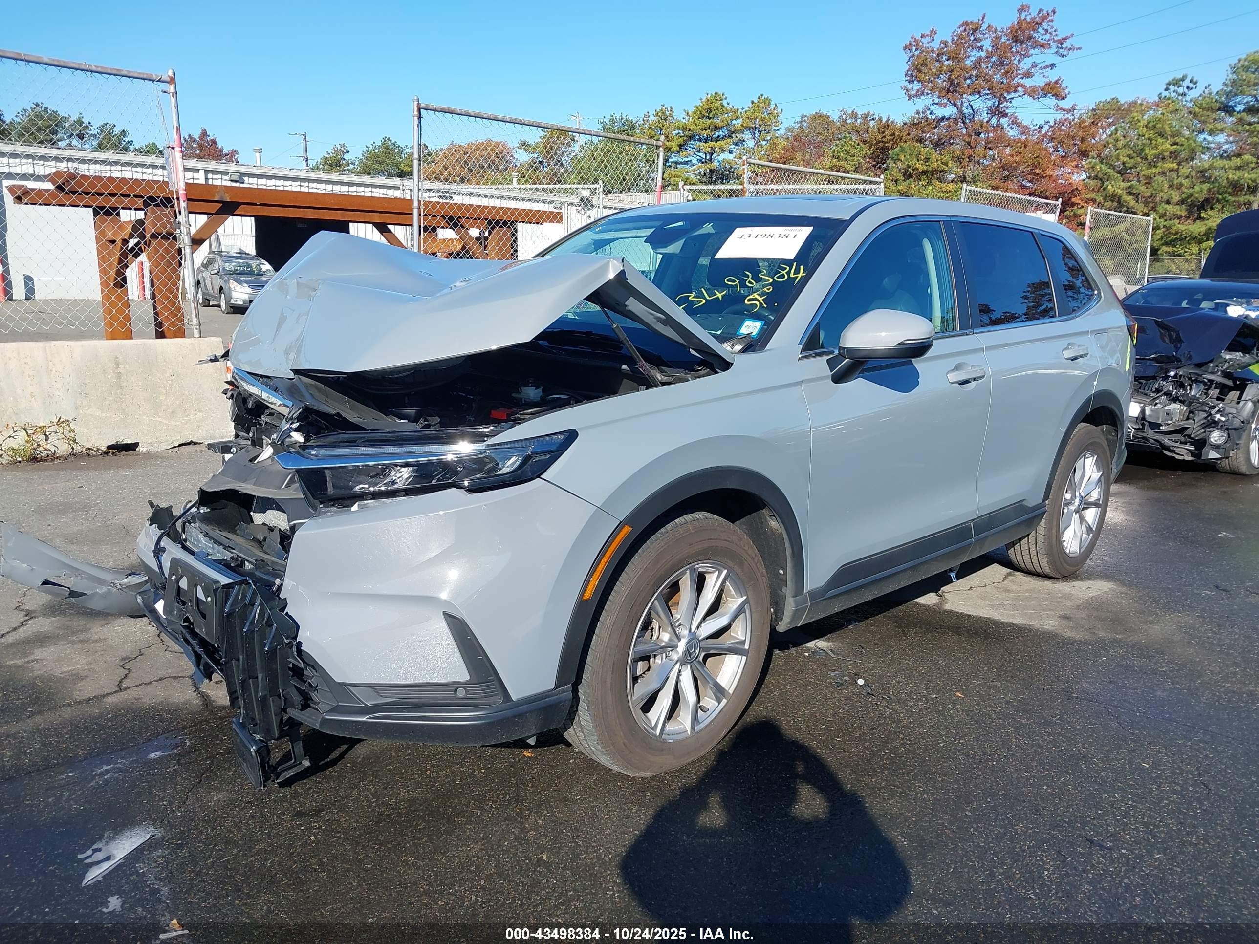 HONDA CR-V image 2