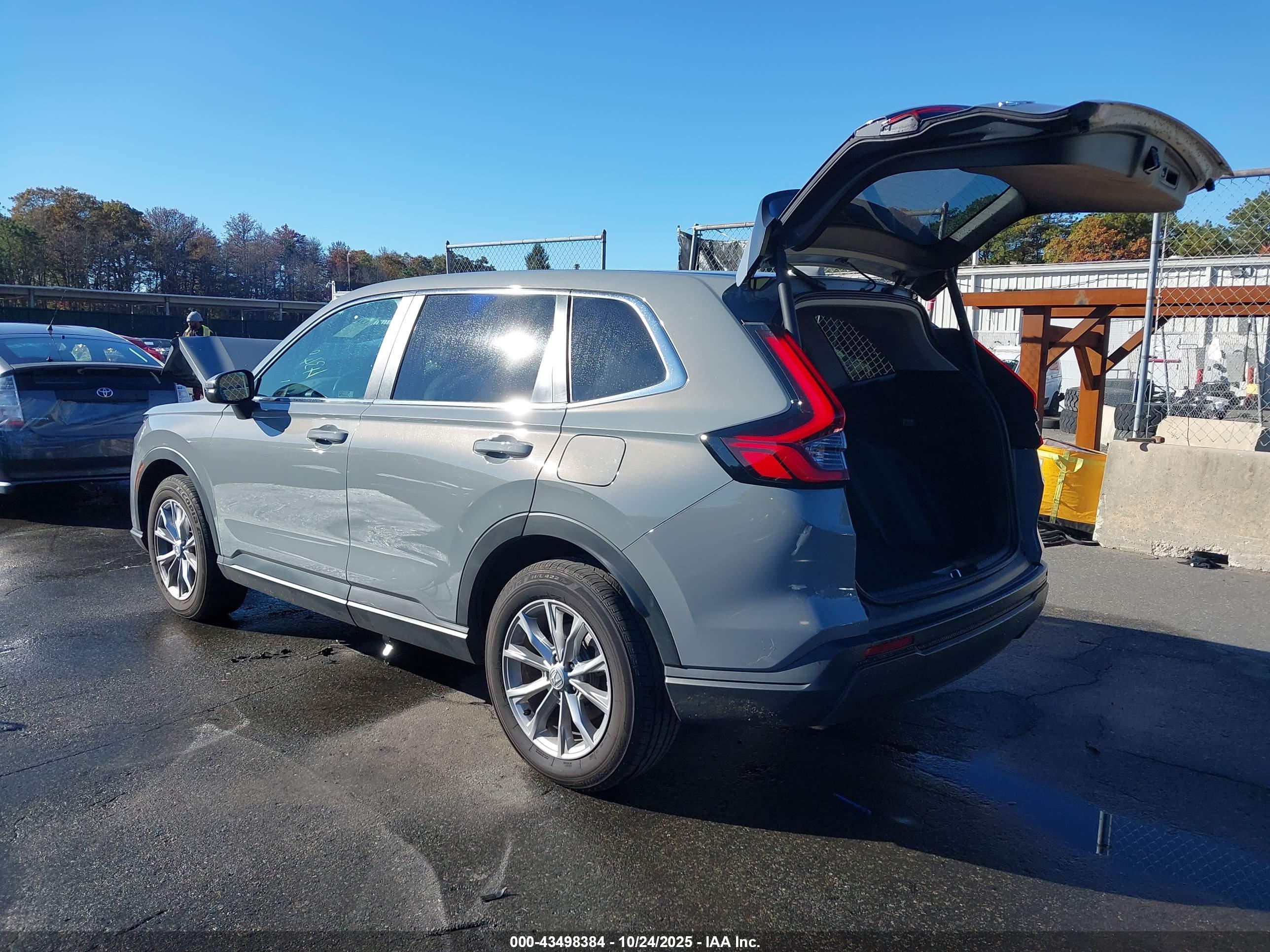 HONDA CR-V image 3