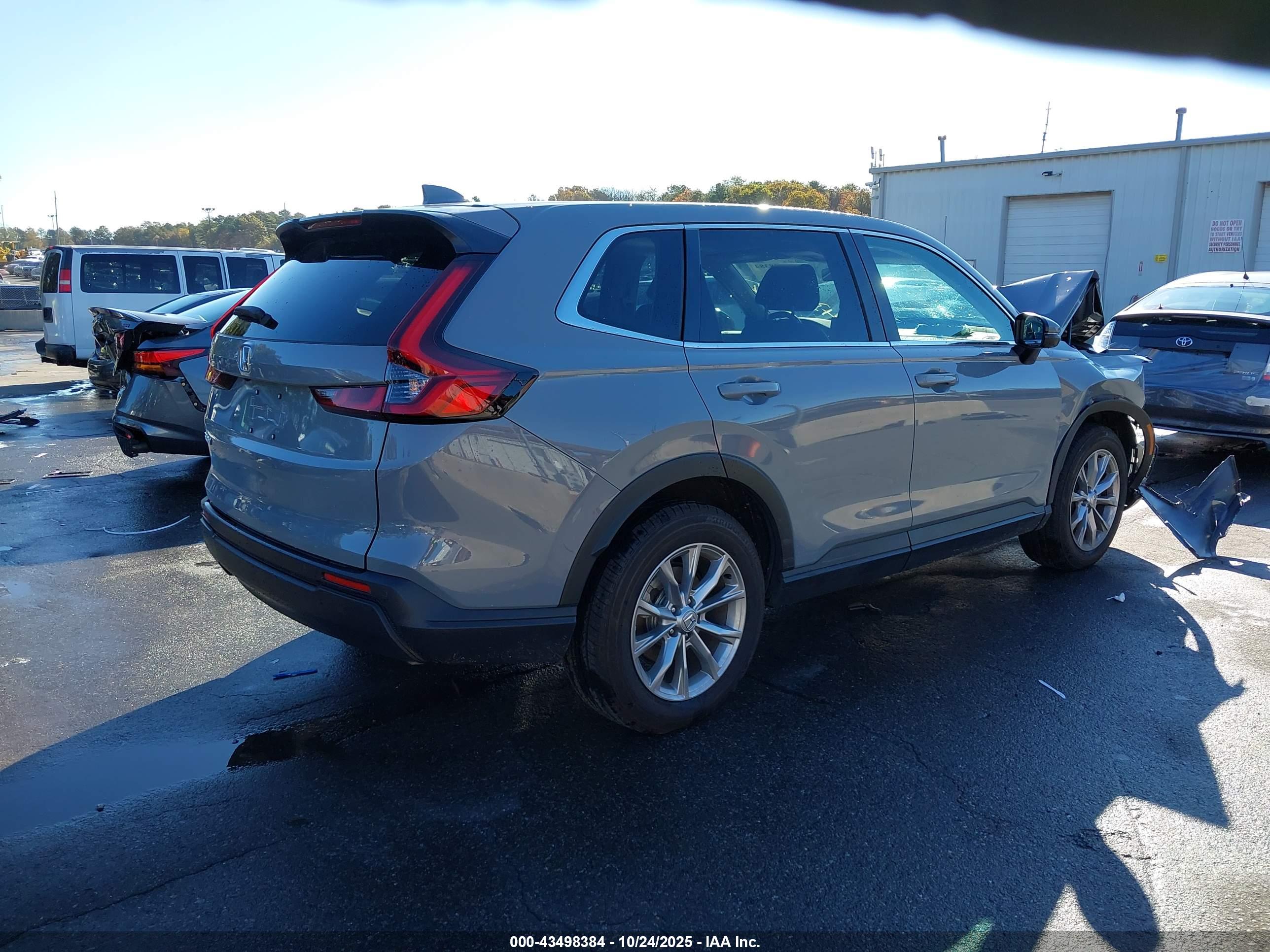 HONDA CR-V image 4