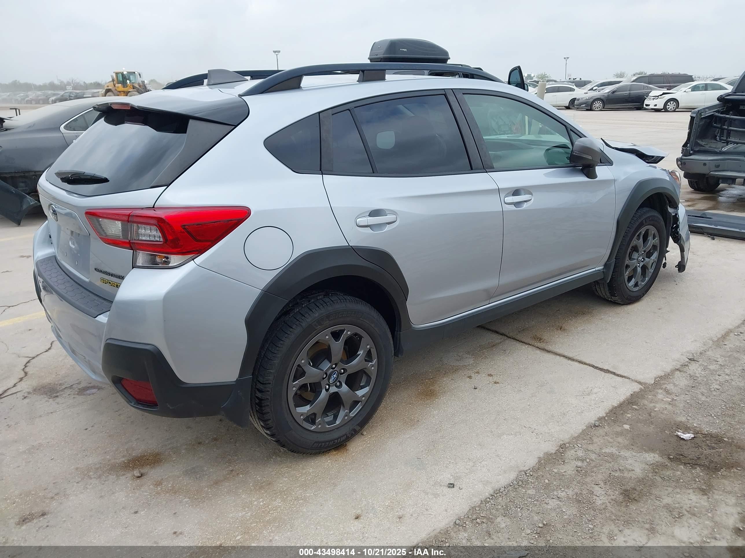 SUBARU CROSSTREK image 4