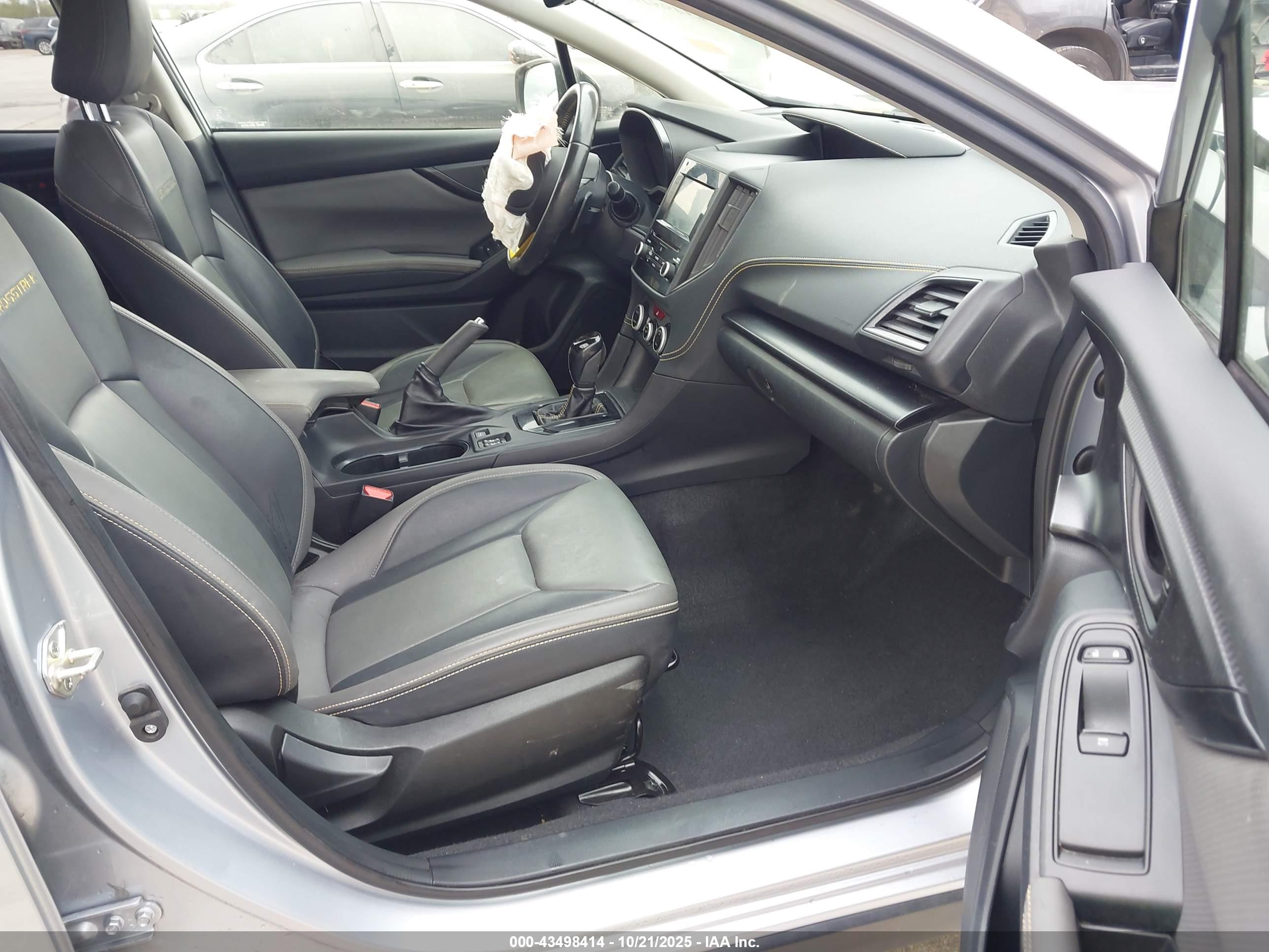 SUBARU CROSSTREK image 5