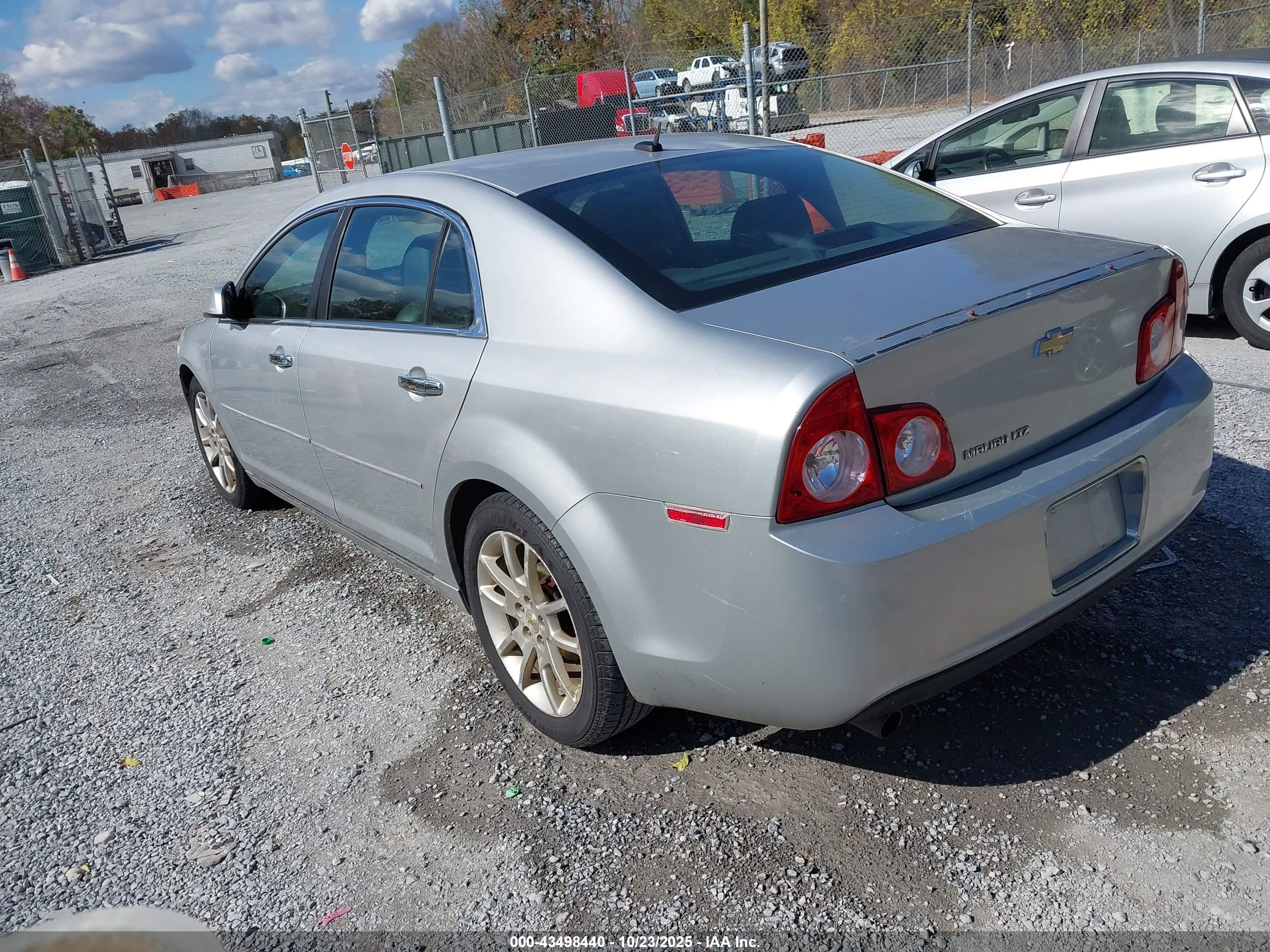 CHEVROLET MALIBU image 3