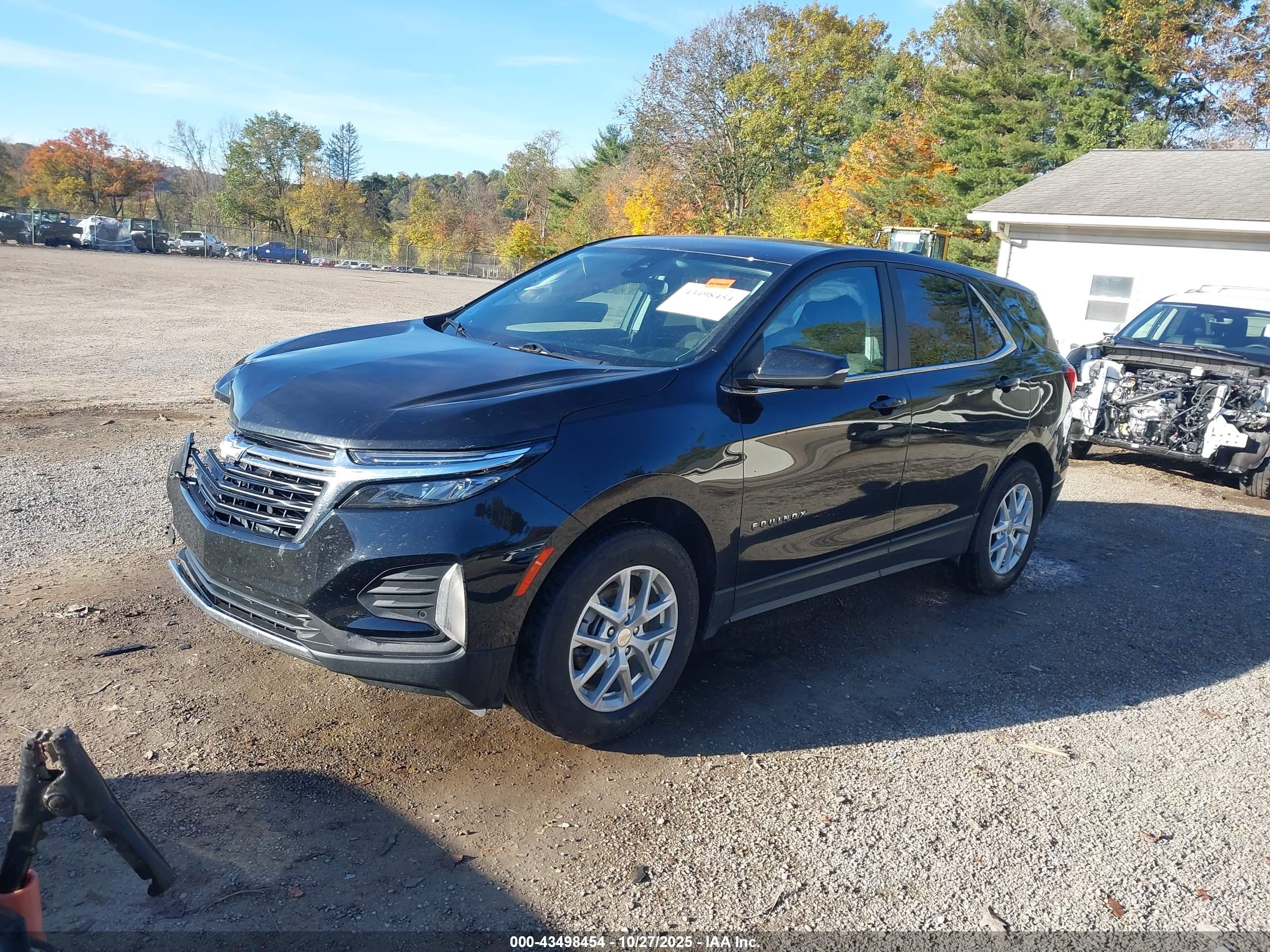 CHEVROLET EQUINOX image 2