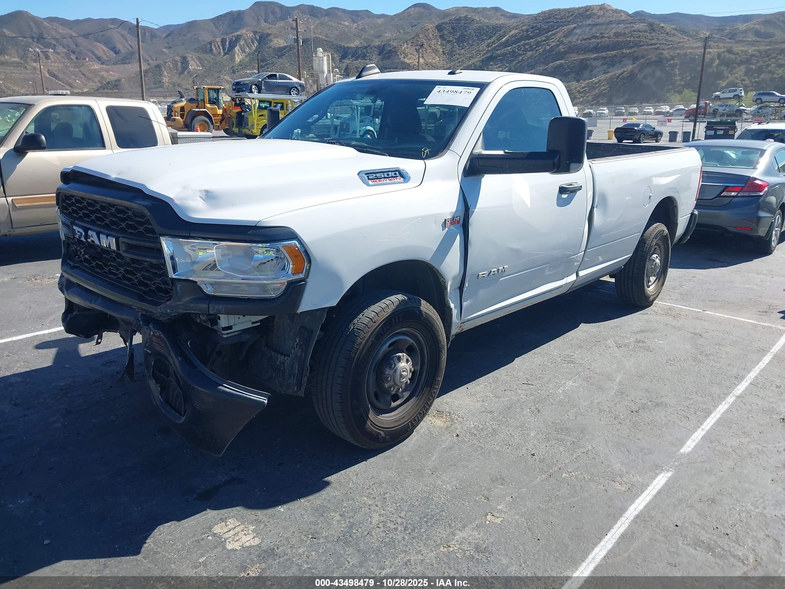 RAM 2500 image 2