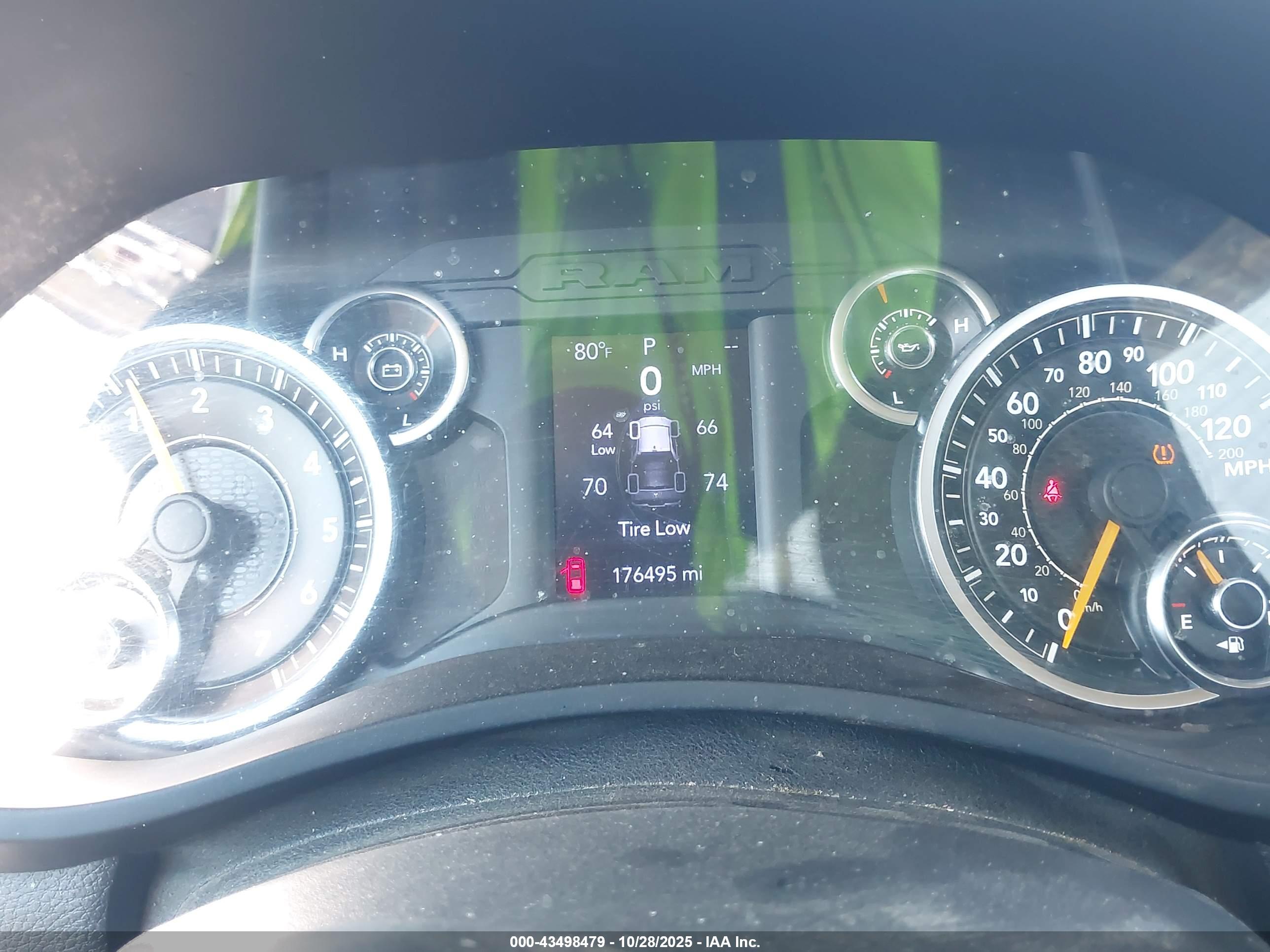 RAM 2500 image 7