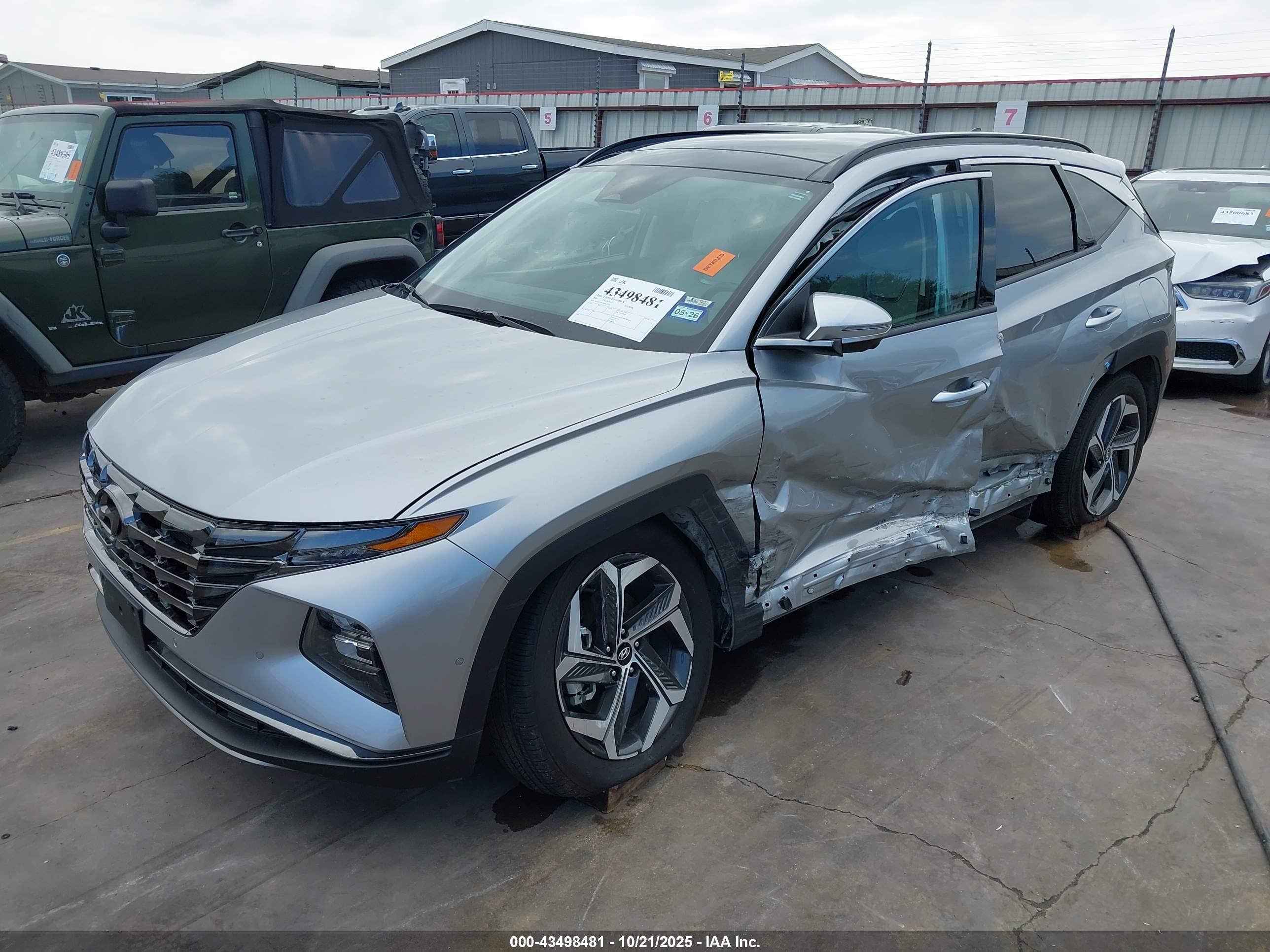 HYUNDAI TUCSON image 2